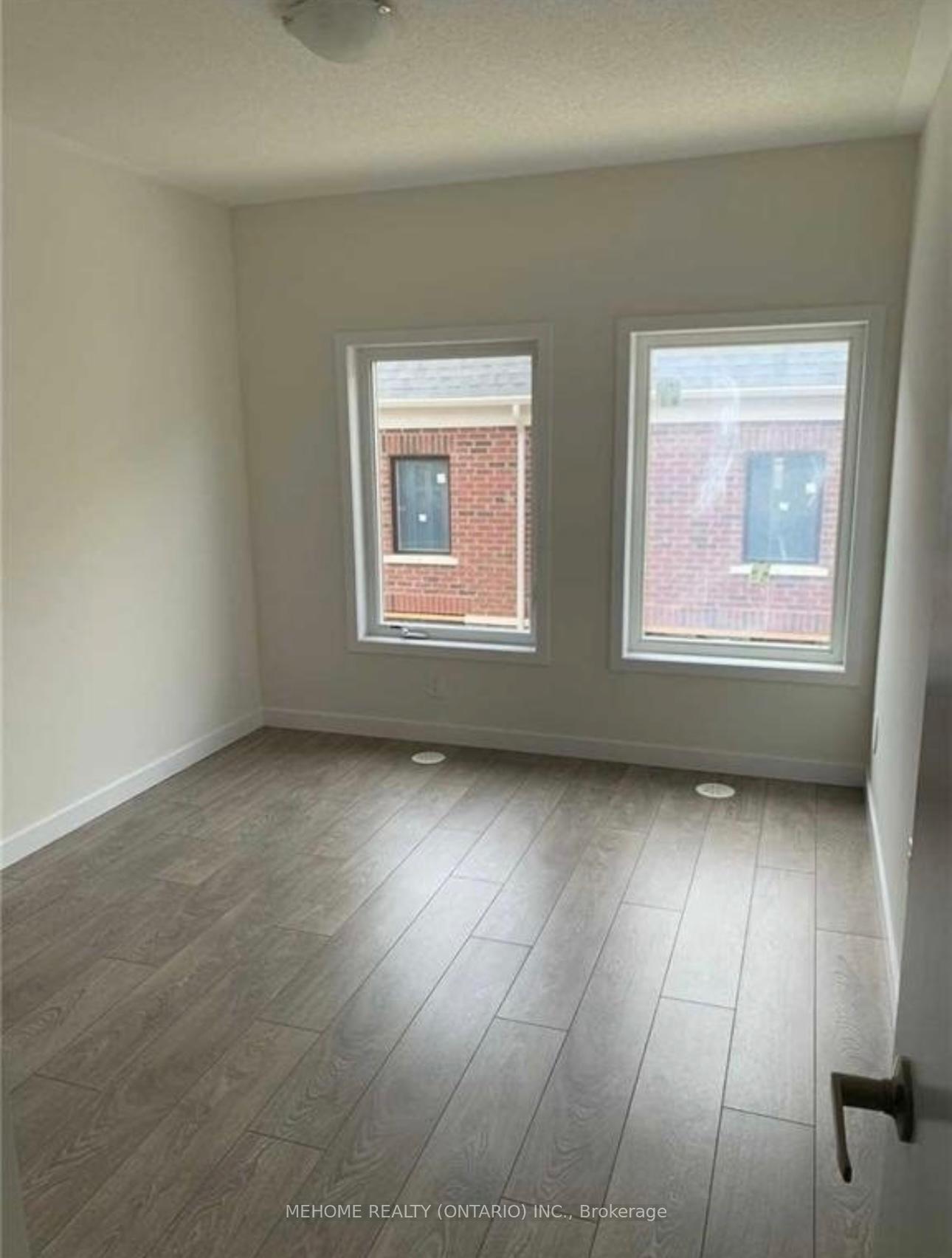 Photo 8 of 10258 Keele Street, Vaughan, Maple — HOMEH
