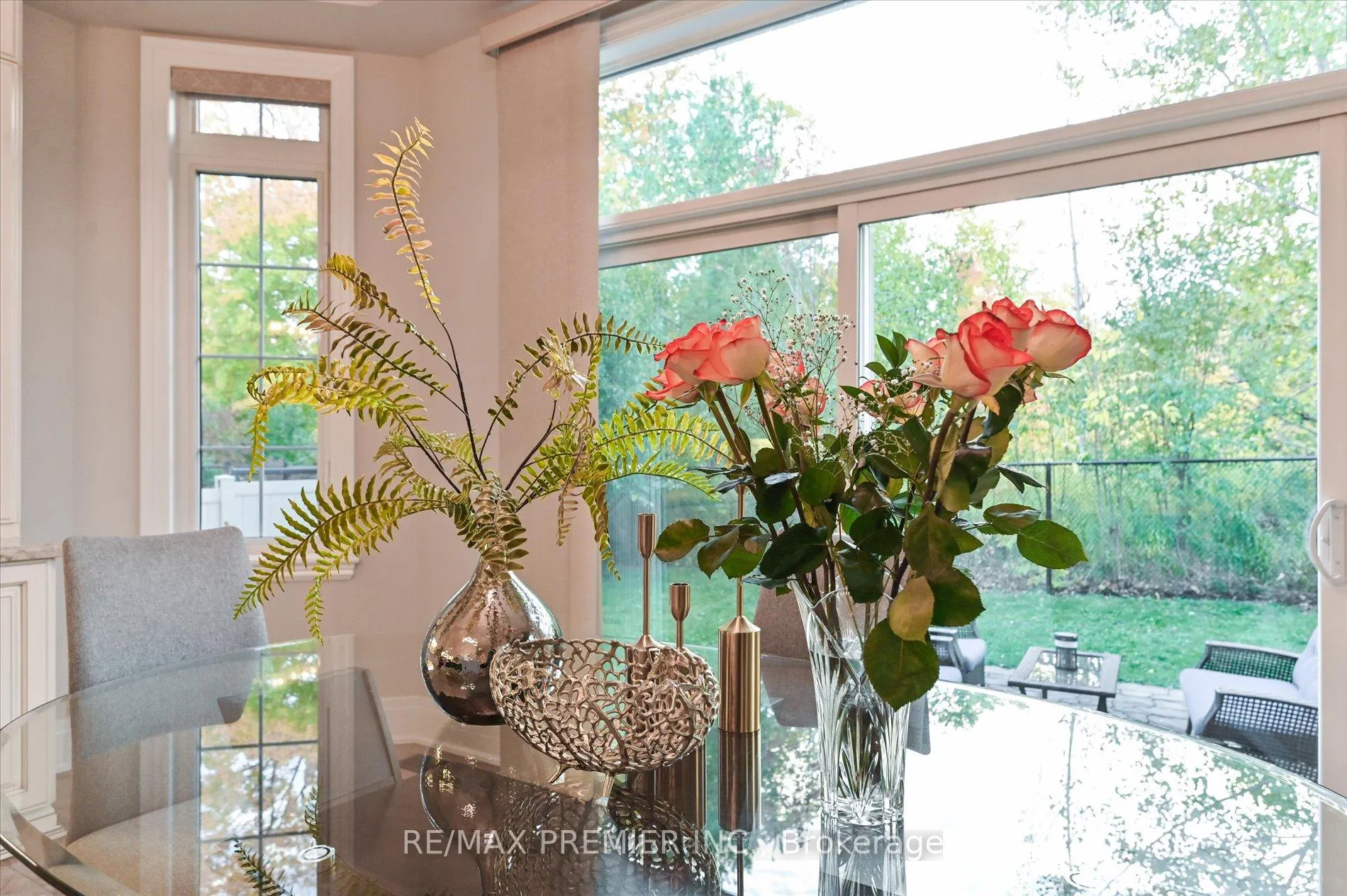Photo 14 of 64 Heintzman Crescent, Vaughan, Patterson — HOMEH