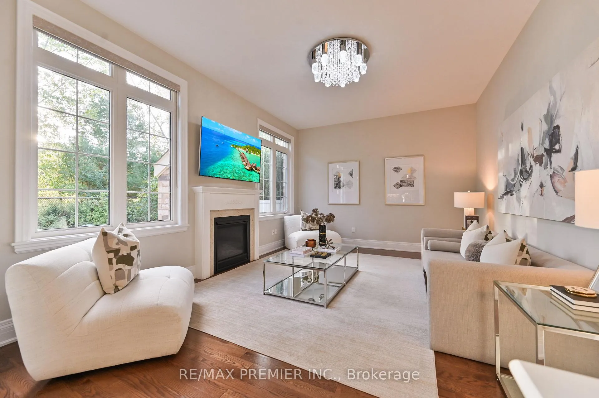 Photo 17 of 64 Heintzman Crescent, Vaughan, Patterson — HOMEH