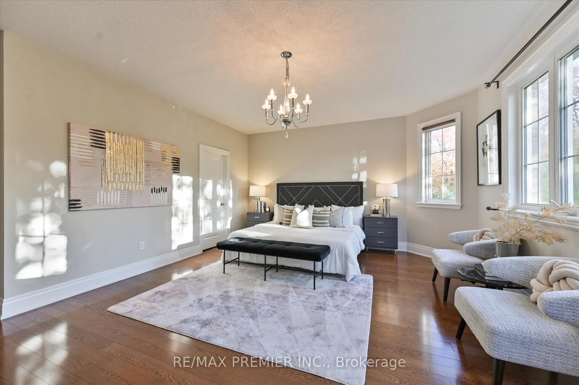 Photo 23 of 64 Heintzman Crescent, Vaughan, Patterson — HOMEH