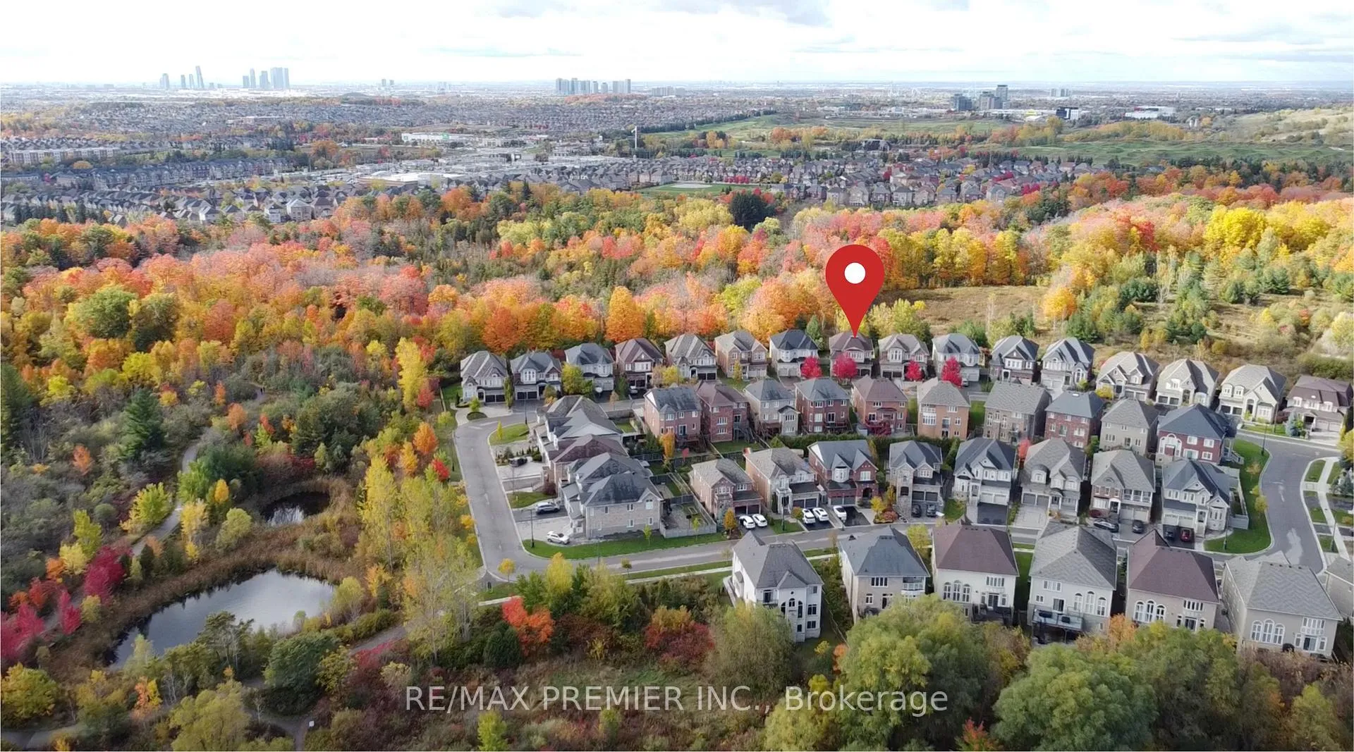 Photo 32 of 64 Heintzman Crescent, Vaughan, Patterson — HOMEH