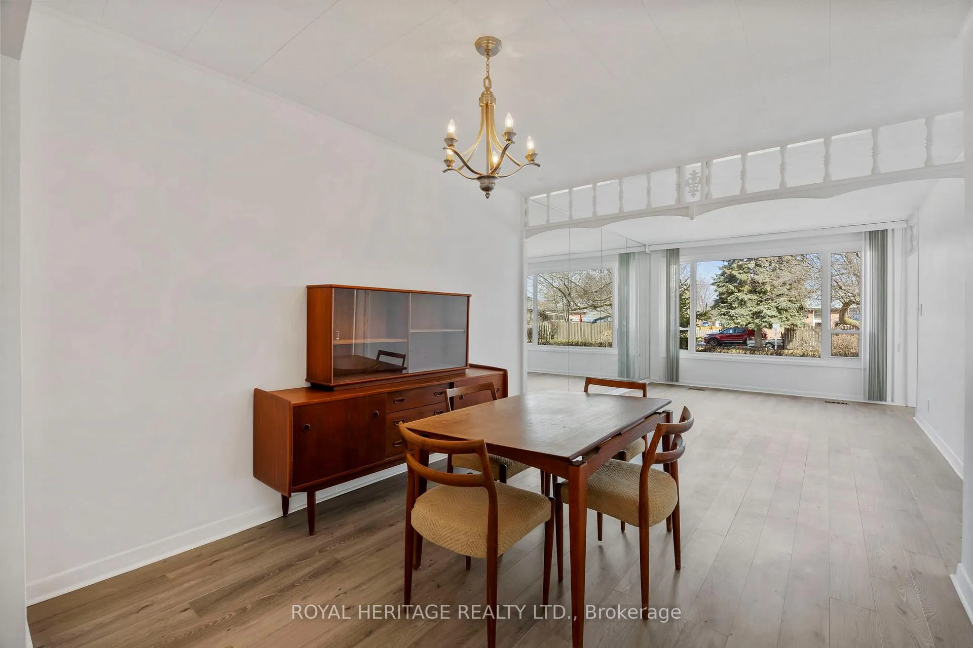 Photo 9 of 121 Tulloch Drive, Ajax, South East — HOMEH