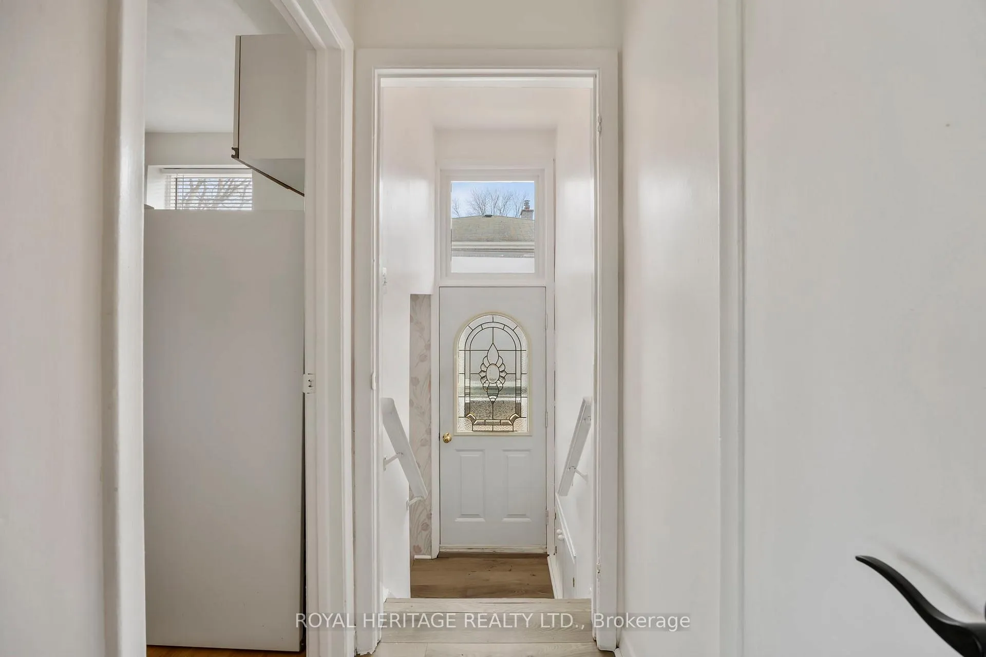 Photo 20 of 121 Tulloch Drive, Ajax, South East — HOMEH