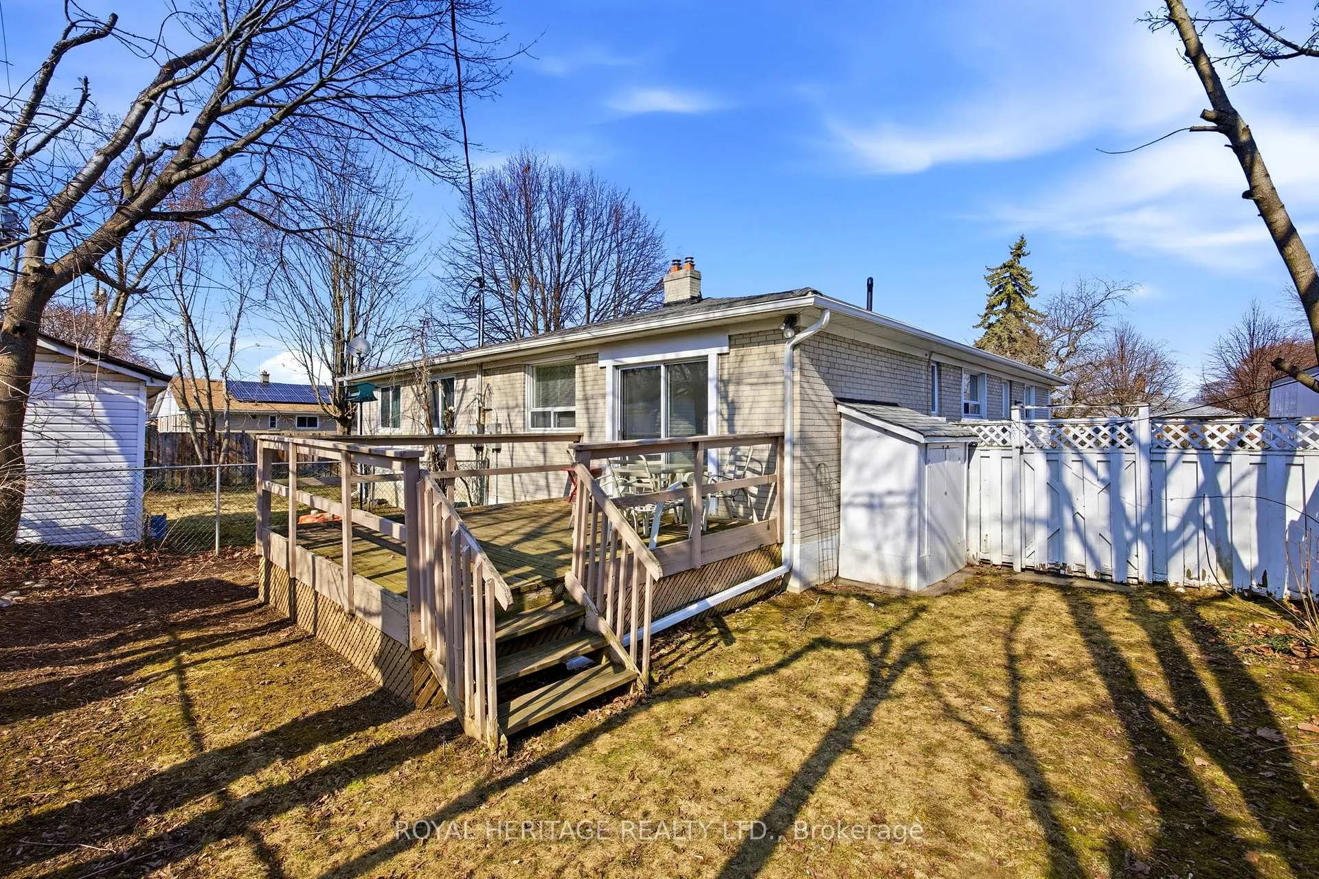 Photo 32 of 121 Tulloch Drive, Ajax, South East — HOMEH