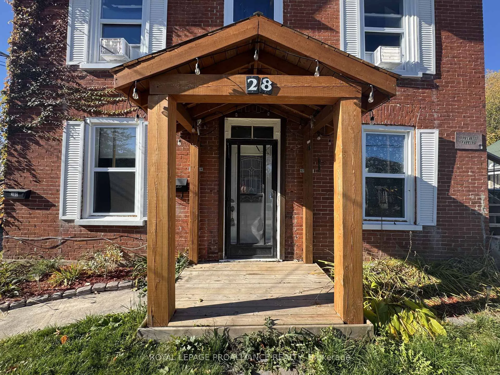 Photo 2 of Unit A, 28 Sinclair Street, Belleville, Belleville Ward — HOMEH