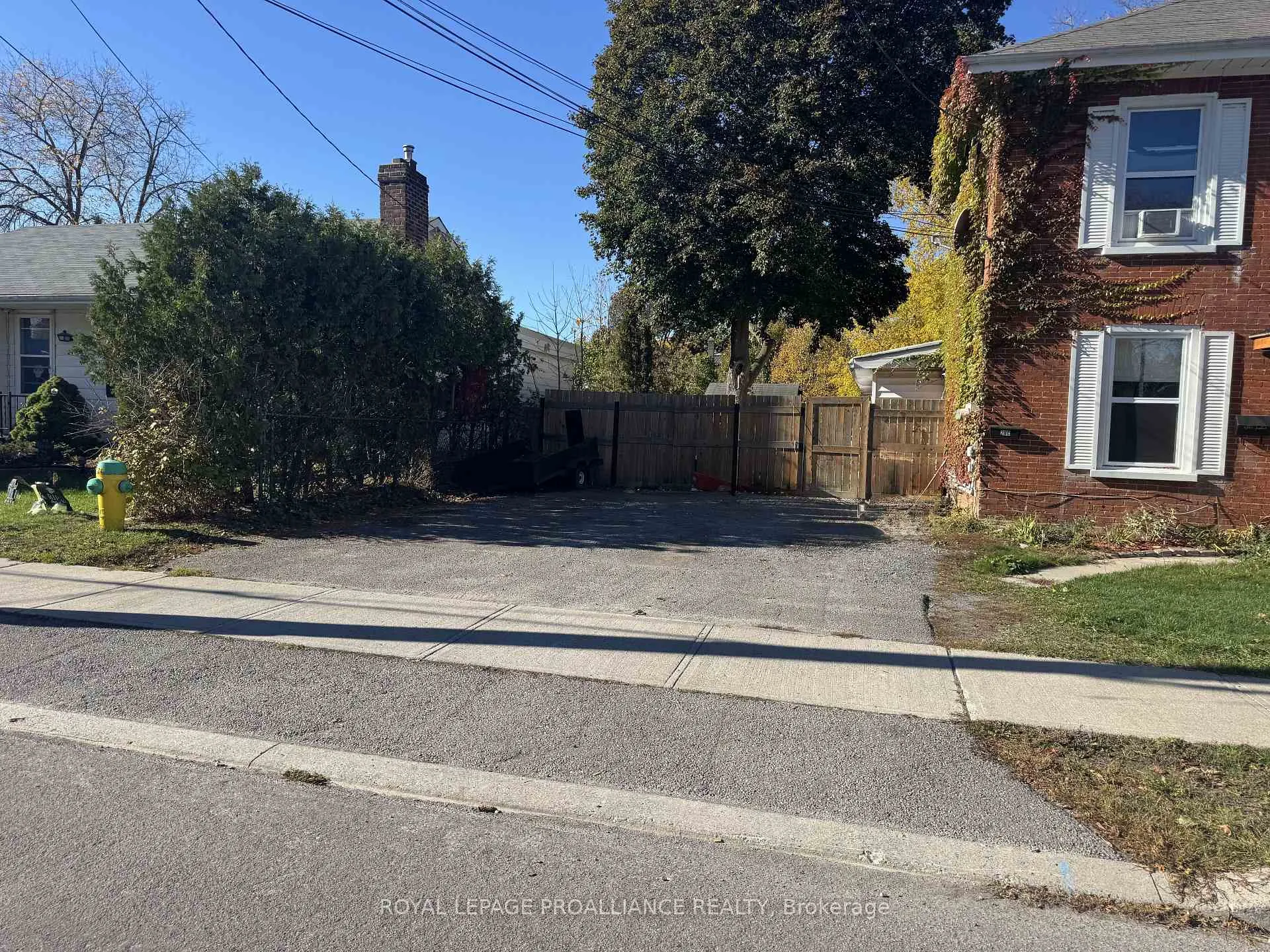 Photo 3 of Unit A, 28 Sinclair Street, Belleville, Belleville Ward — HOMEH