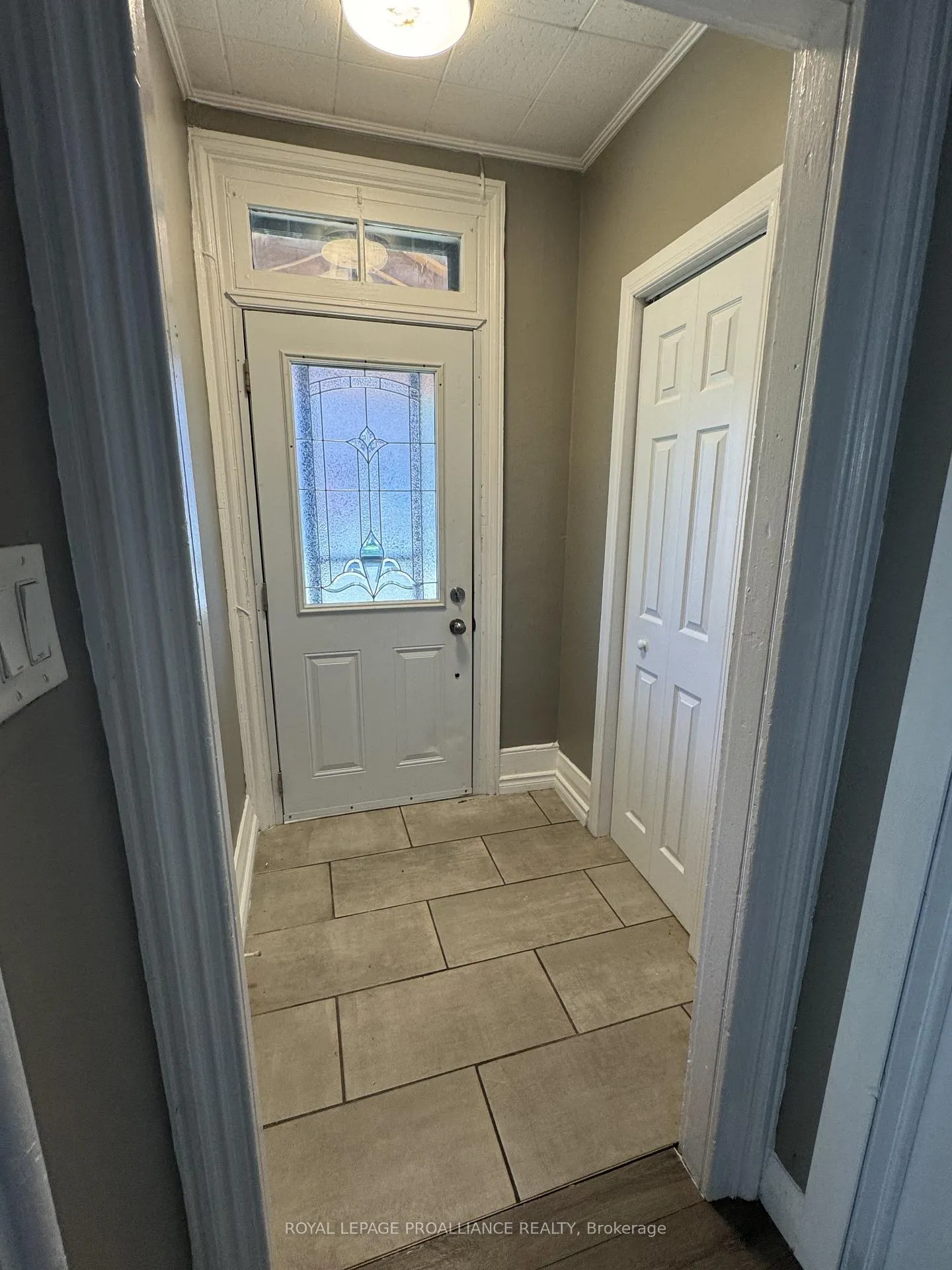 Photo 10 of Unit A, 28 Sinclair Street, Belleville, Belleville Ward — HOMEH