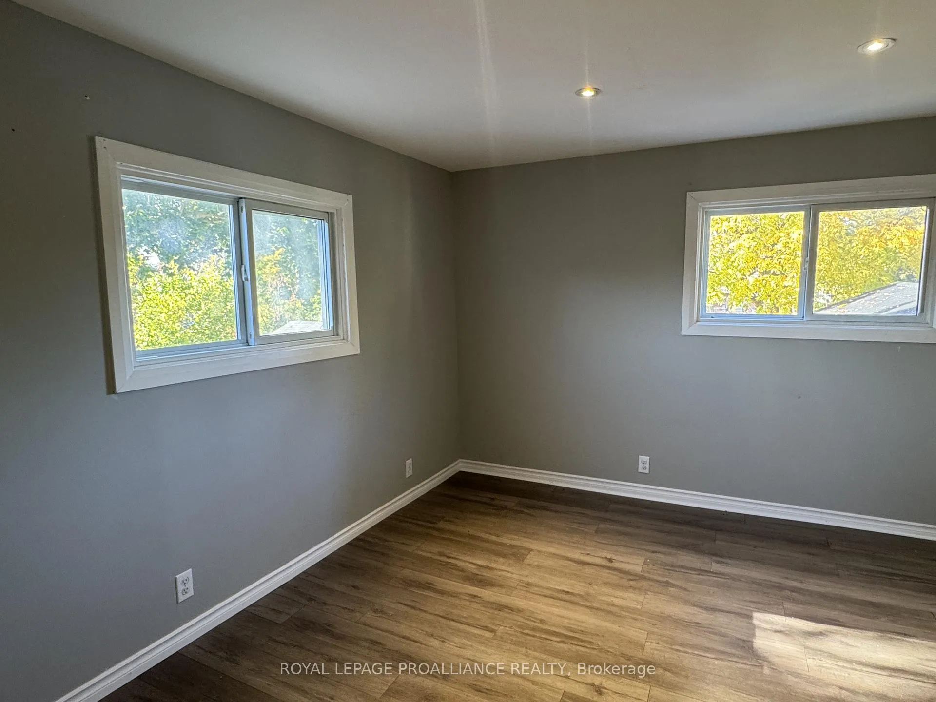 Photo 23 of Unit A, 28 Sinclair Street, Belleville, Belleville Ward — HOMEH