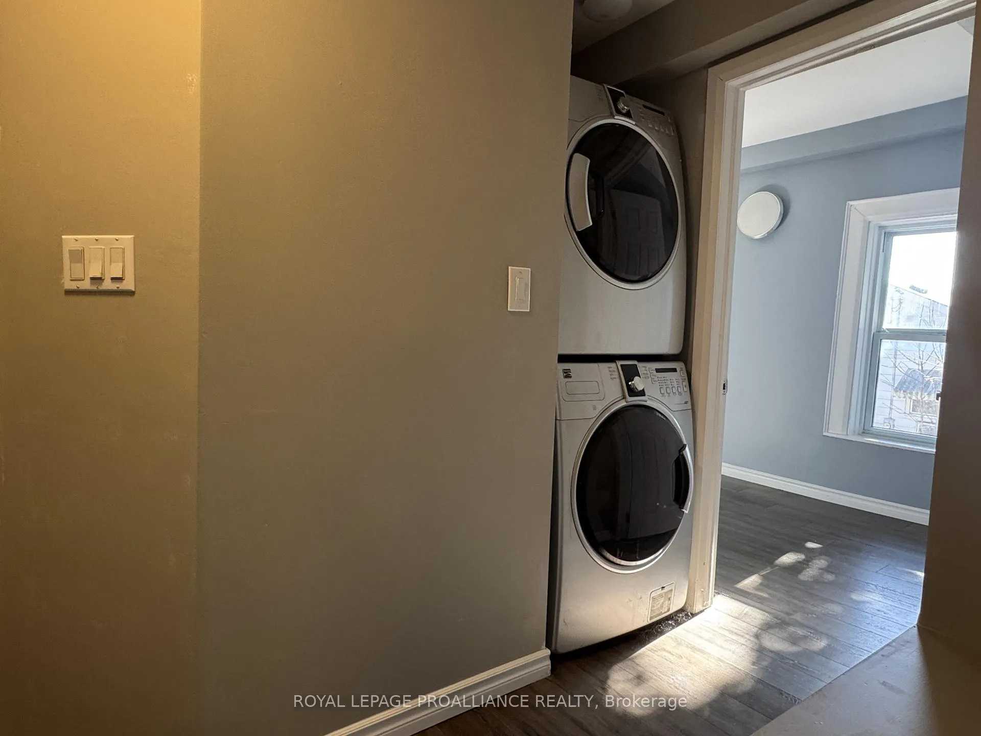 Photo 25 of Unit A, 28 Sinclair Street, Belleville, Belleville Ward — HOMEH