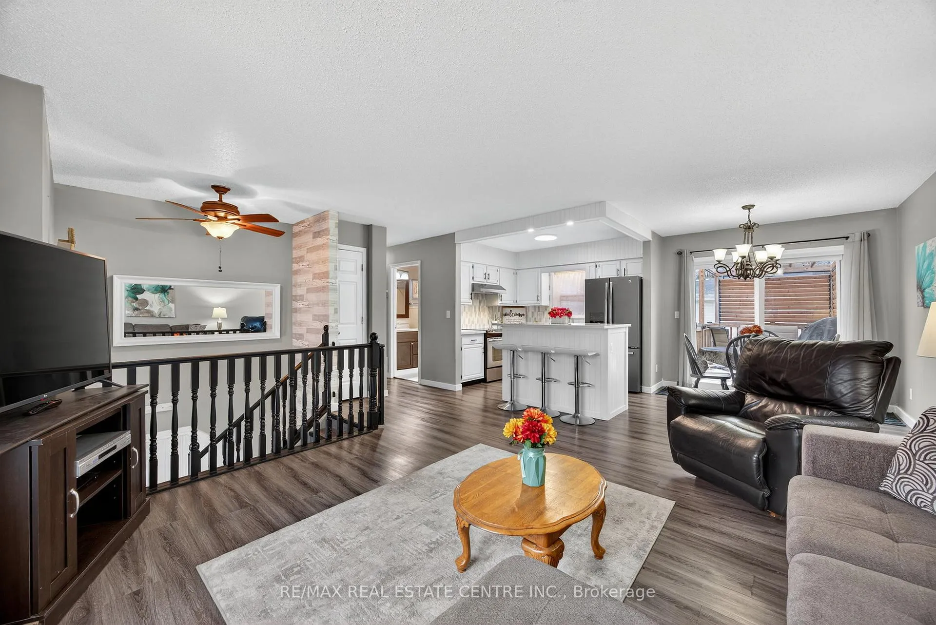 Photo 6 of 62 Riverdale Drive, Wasaga Beach — HOMEH