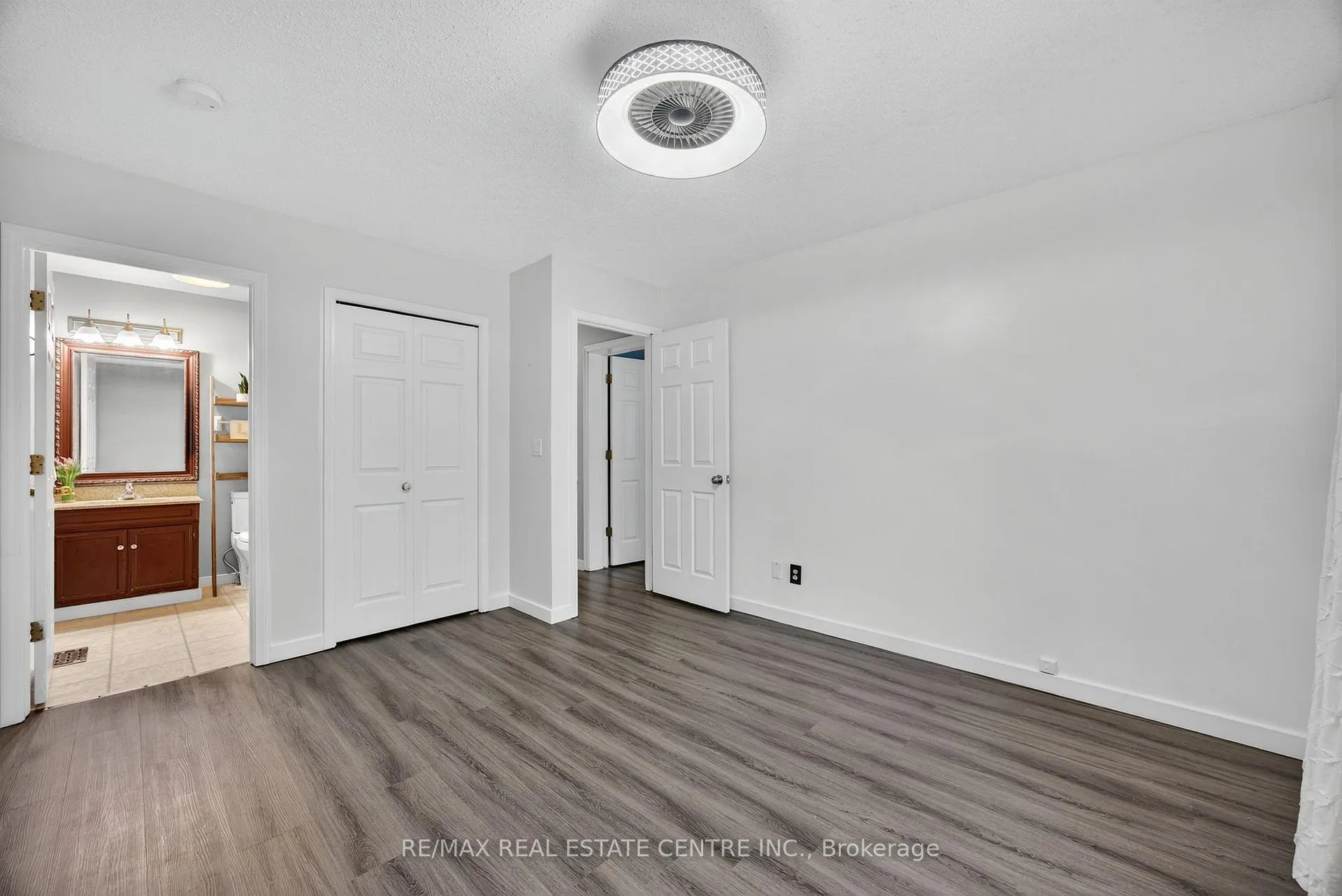 Photo 17 of 62 Riverdale Drive, Wasaga Beach — HOMEH