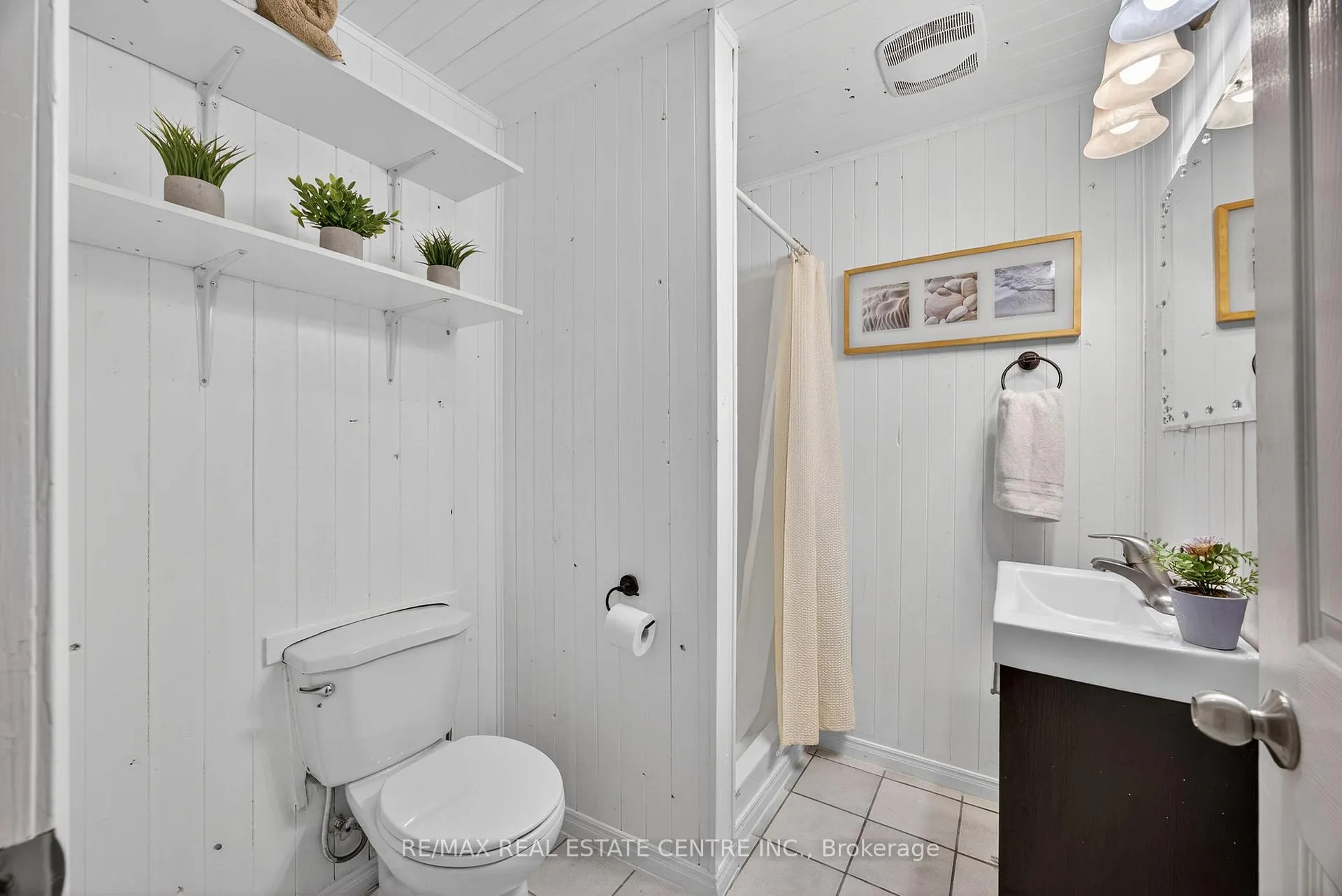 Photo 32 of 62 Riverdale Drive, Wasaga Beach — HOMEH