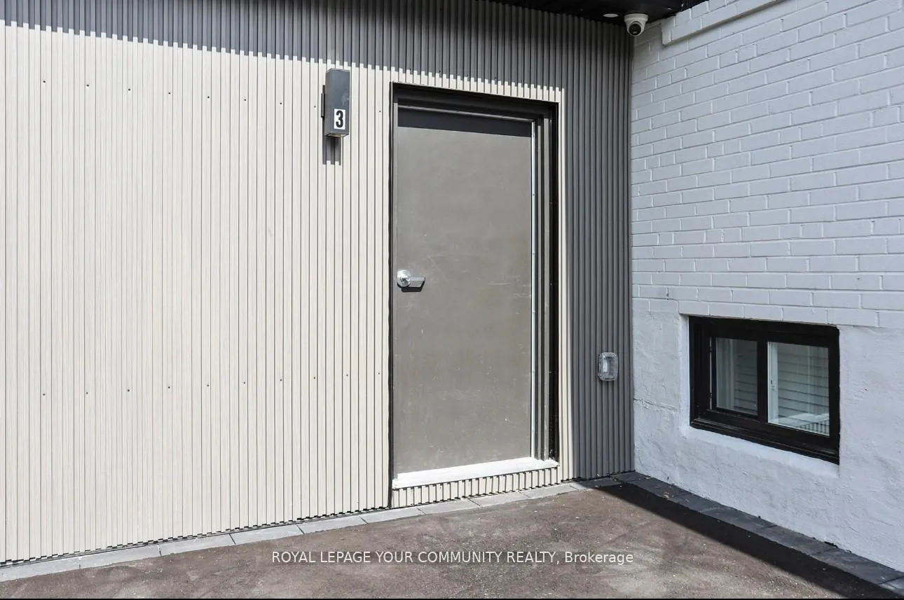 Photo 11 of Unit Unit 3, 12 Kemano Street, Aurora, Aurora Heights — HOMEH