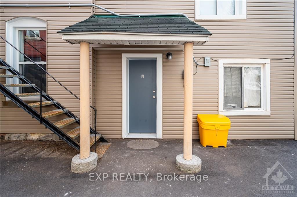 Photo 2 of Unit 3, 358 Booth Street, Ottawa, West Centre Town — HOMEH