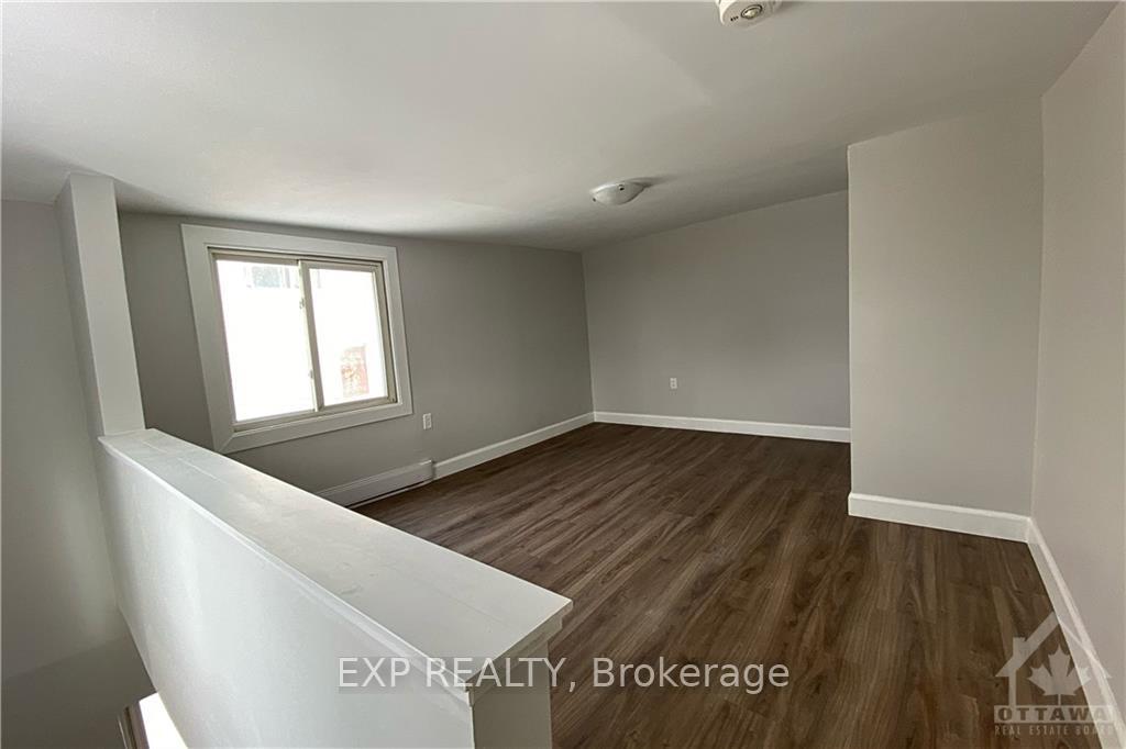 Photo 5 of Unit 3, 358 Booth Street, Ottawa, West Centre Town — HOMEH
