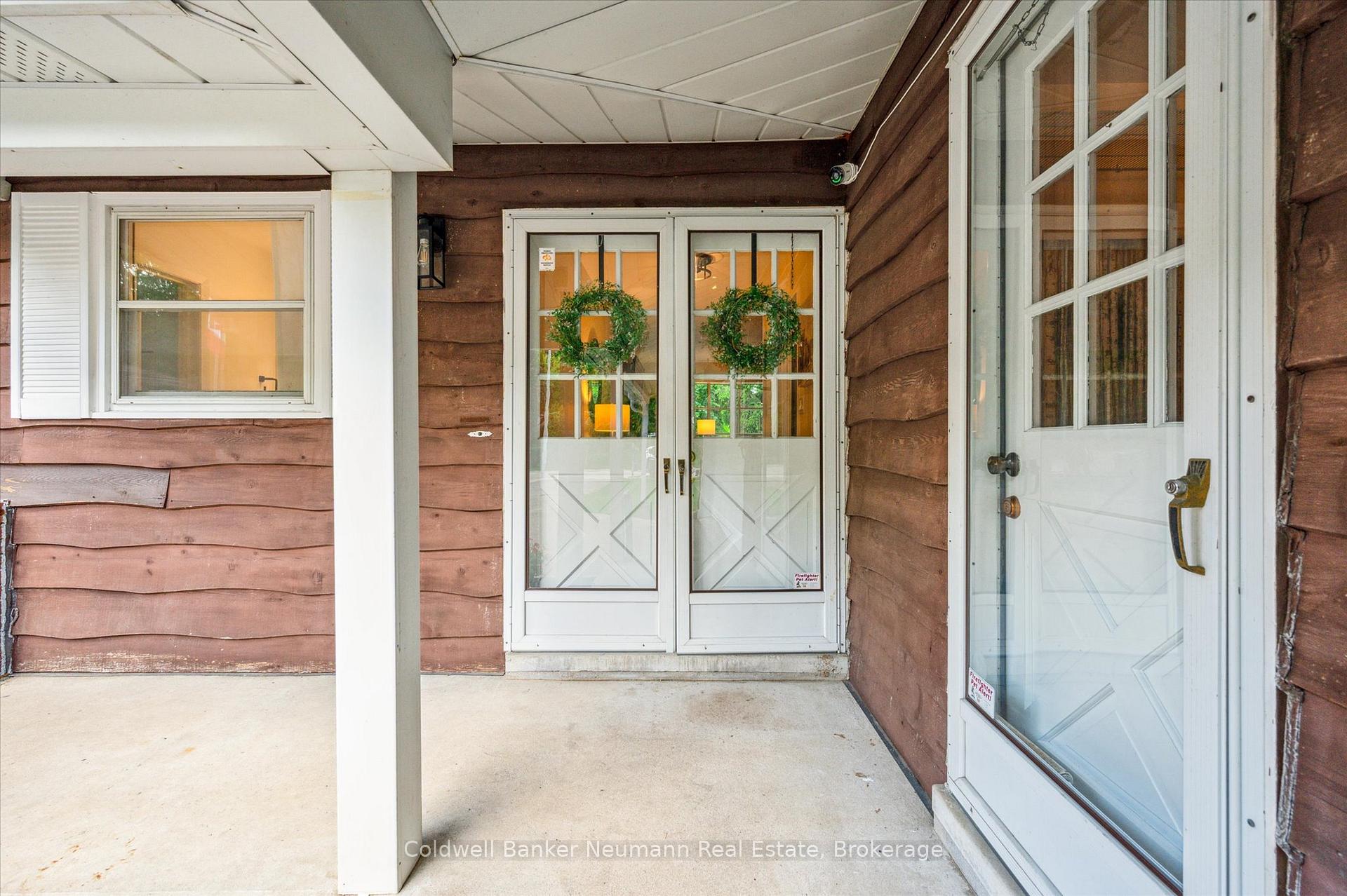 Photo 5 of 118 Moccasin Drive, Waterloo, Lakeshore Village — HOMEH