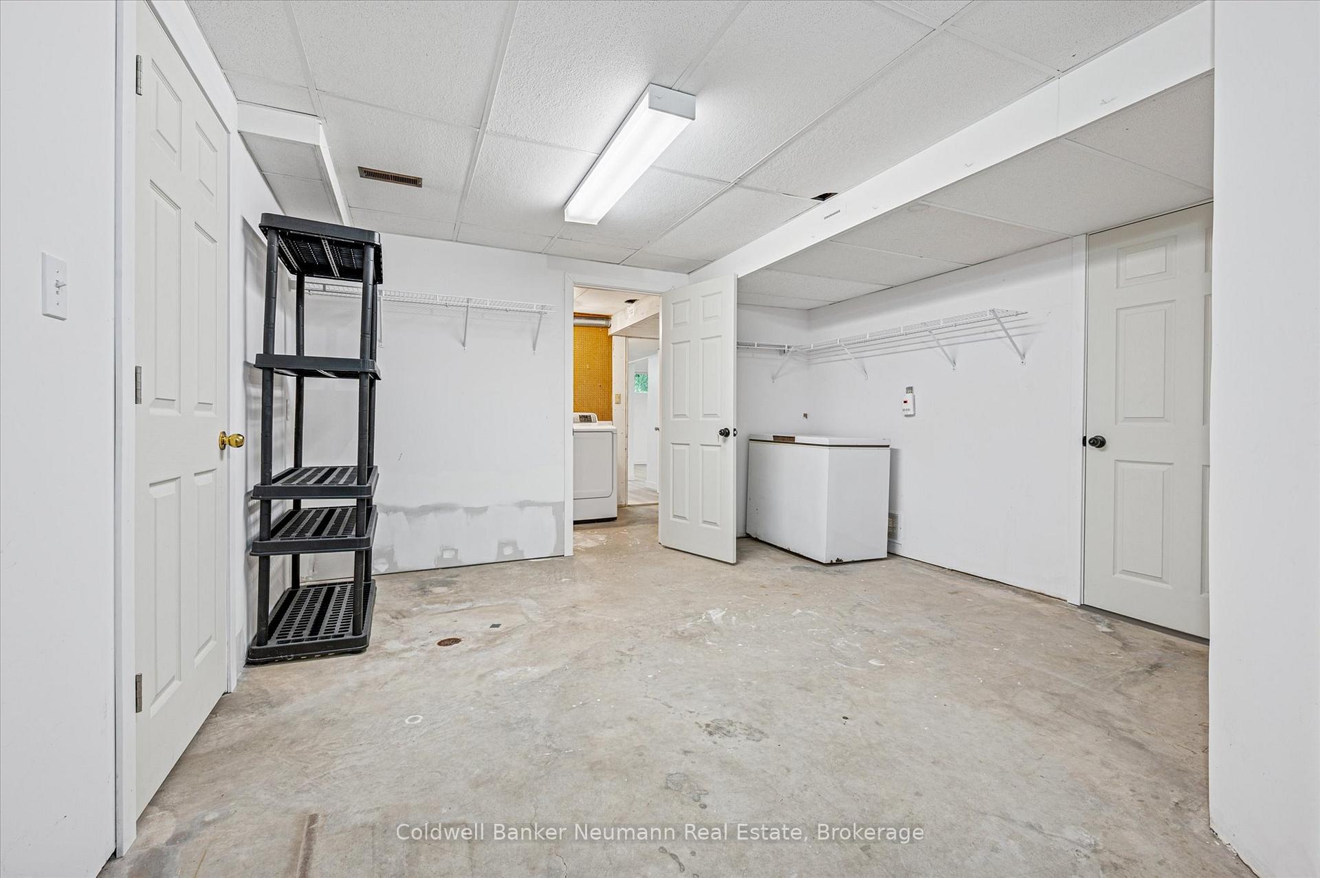 Photo 35 of 118 Moccasin Drive, Waterloo, Lakeshore Village — HOMEH