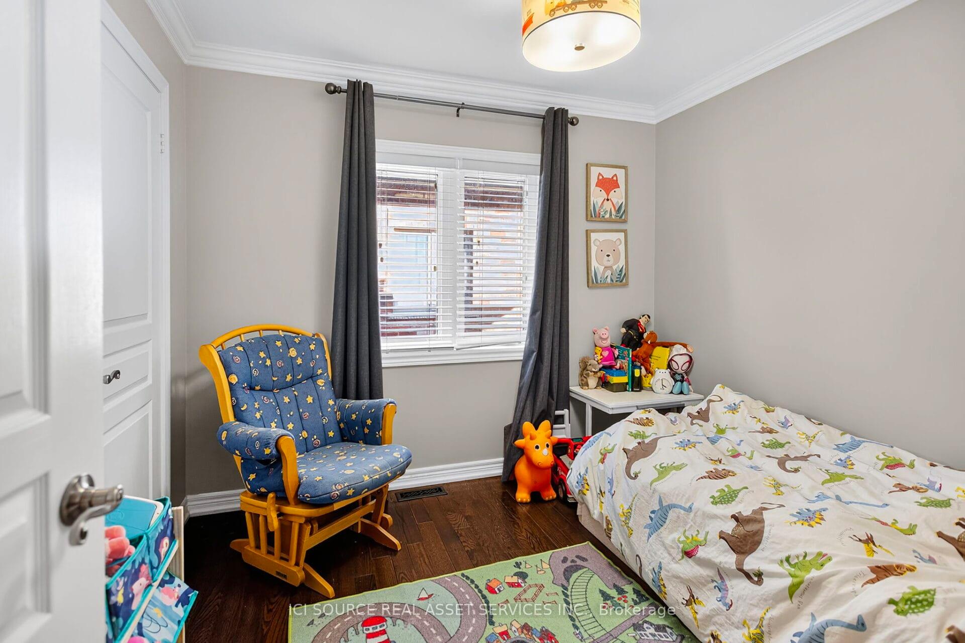 Photo 8 of 49 Ostrovsky Road, Vaughan, Vellore Village — HOMEH
