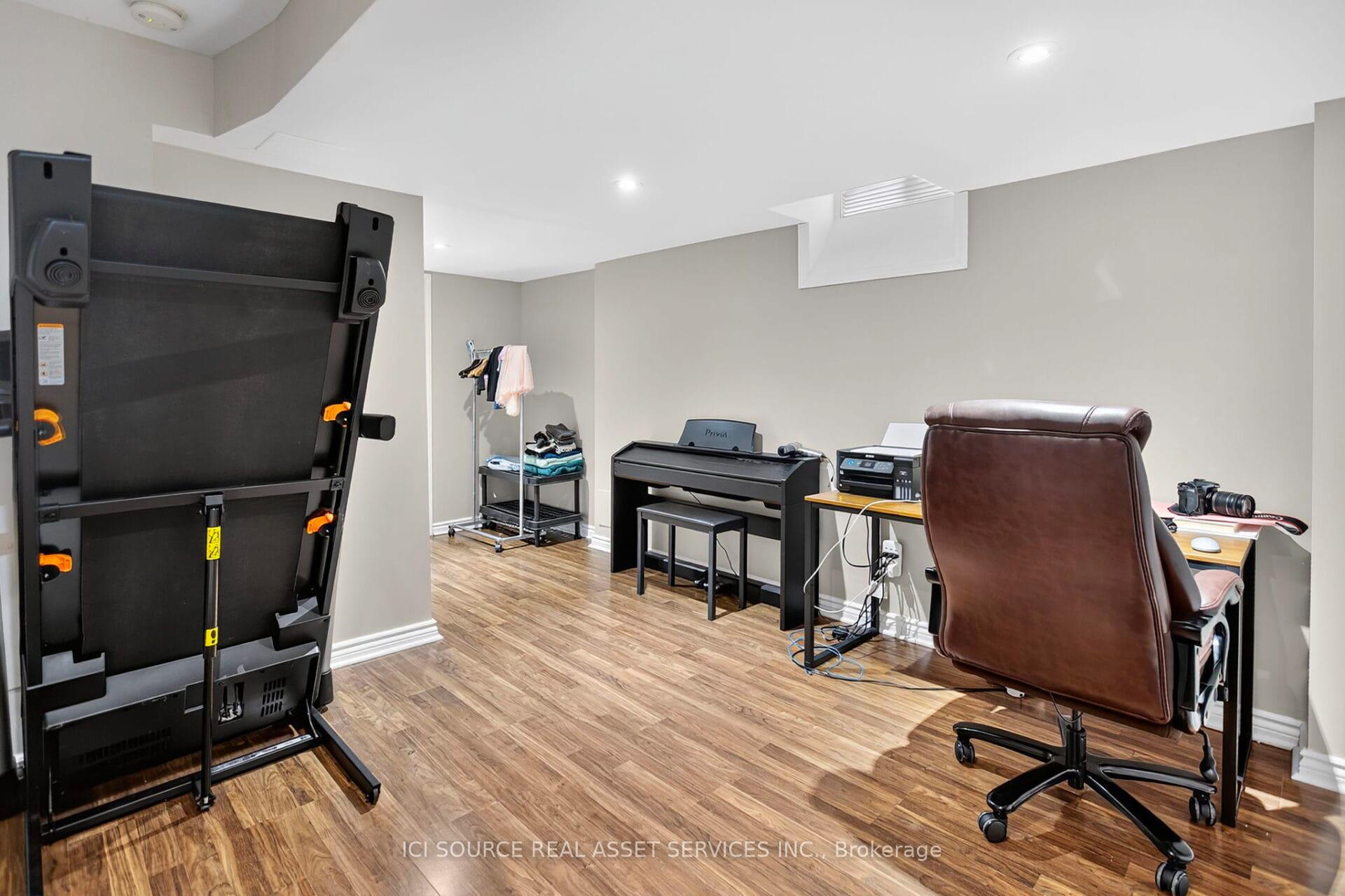 Photo 16 of 49 Ostrovsky Road, Vaughan, Vellore Village — HOMEH