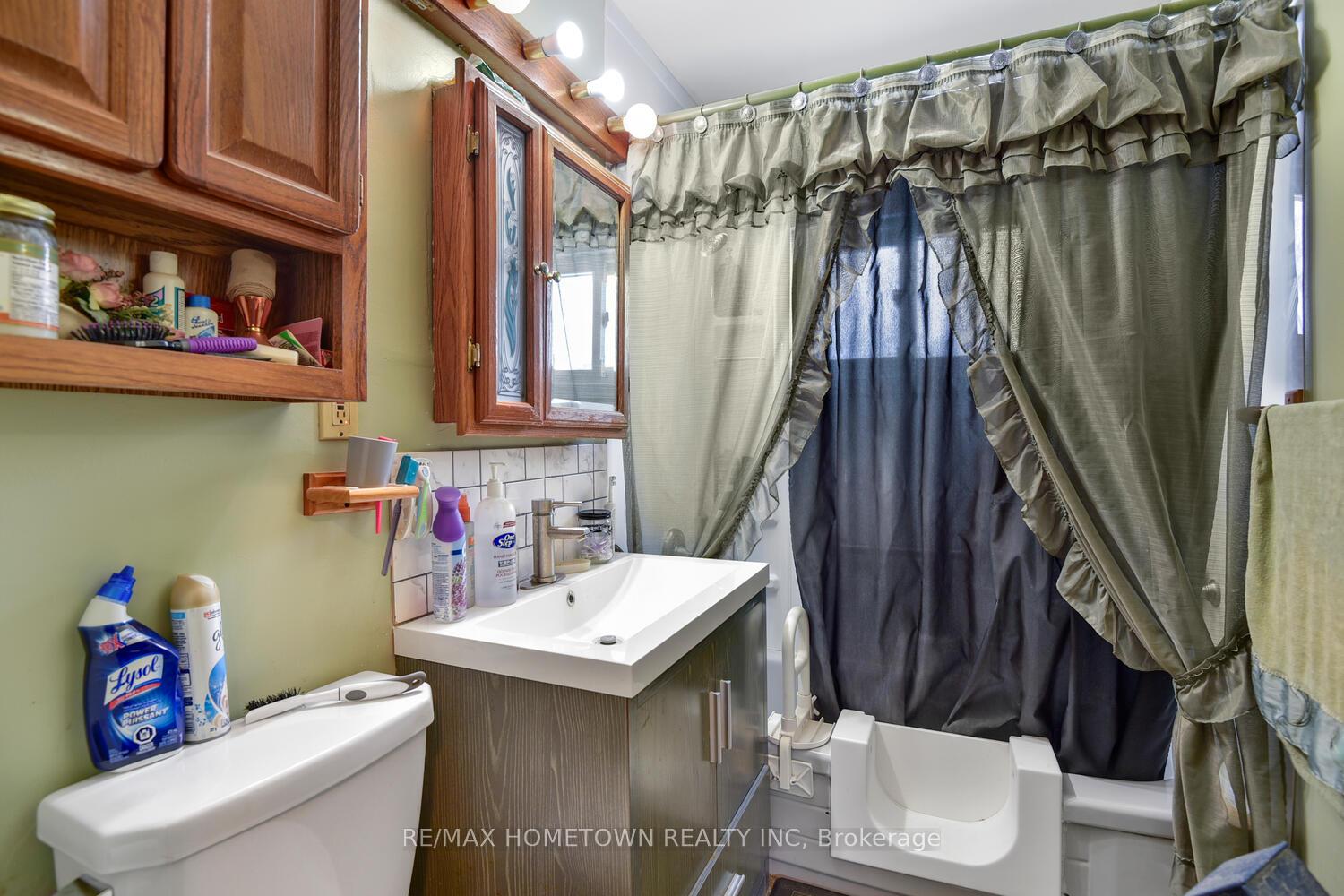 Photo 11 of 1 Stewart Drive, Augusta, Augusta Twp — HOMEH