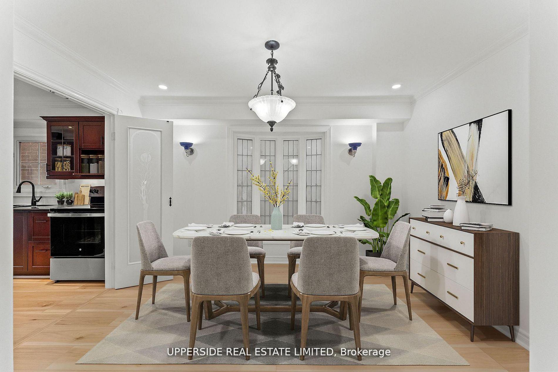 Photo 34 of 55 Thornbury Circle, Vaughan, Crestwood-Springfarm-Yorkhill — HOMEH