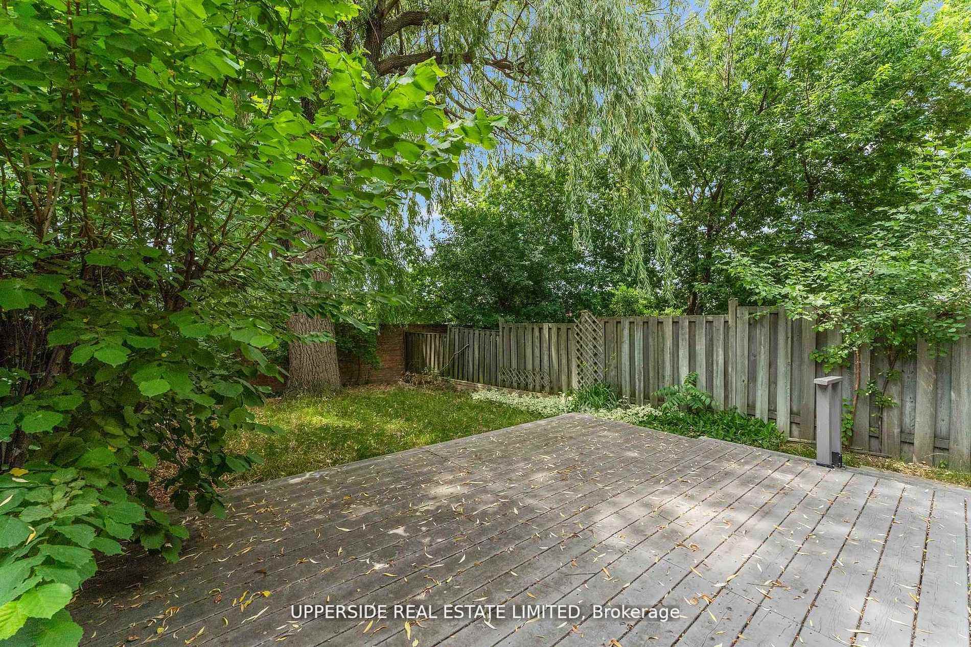 Photo 46 of 55 Thornbury Circle, Vaughan, Crestwood-Springfarm-Yorkhill — HOMEH