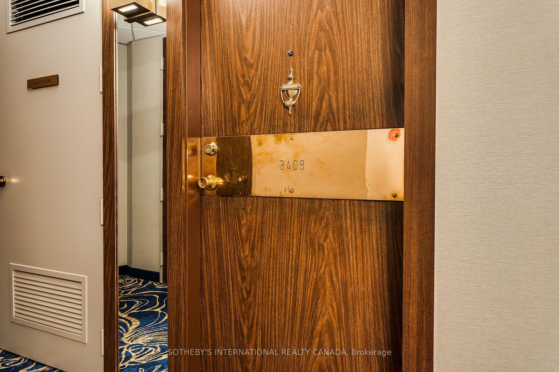 Photo 43 of Unit 3408, 33 Harbour Square, Toronto, Waterfront Communities — HOMEH