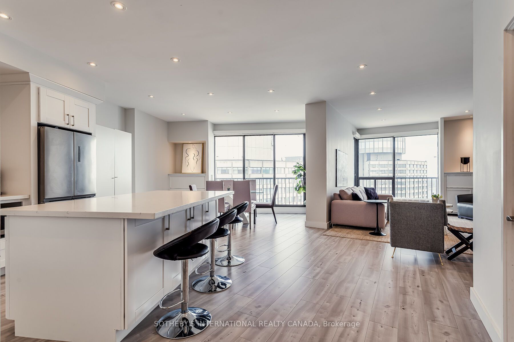 Photo 44 of Unit 3408, 33 Harbour Square, Toronto, Waterfront Communities — HOMEH