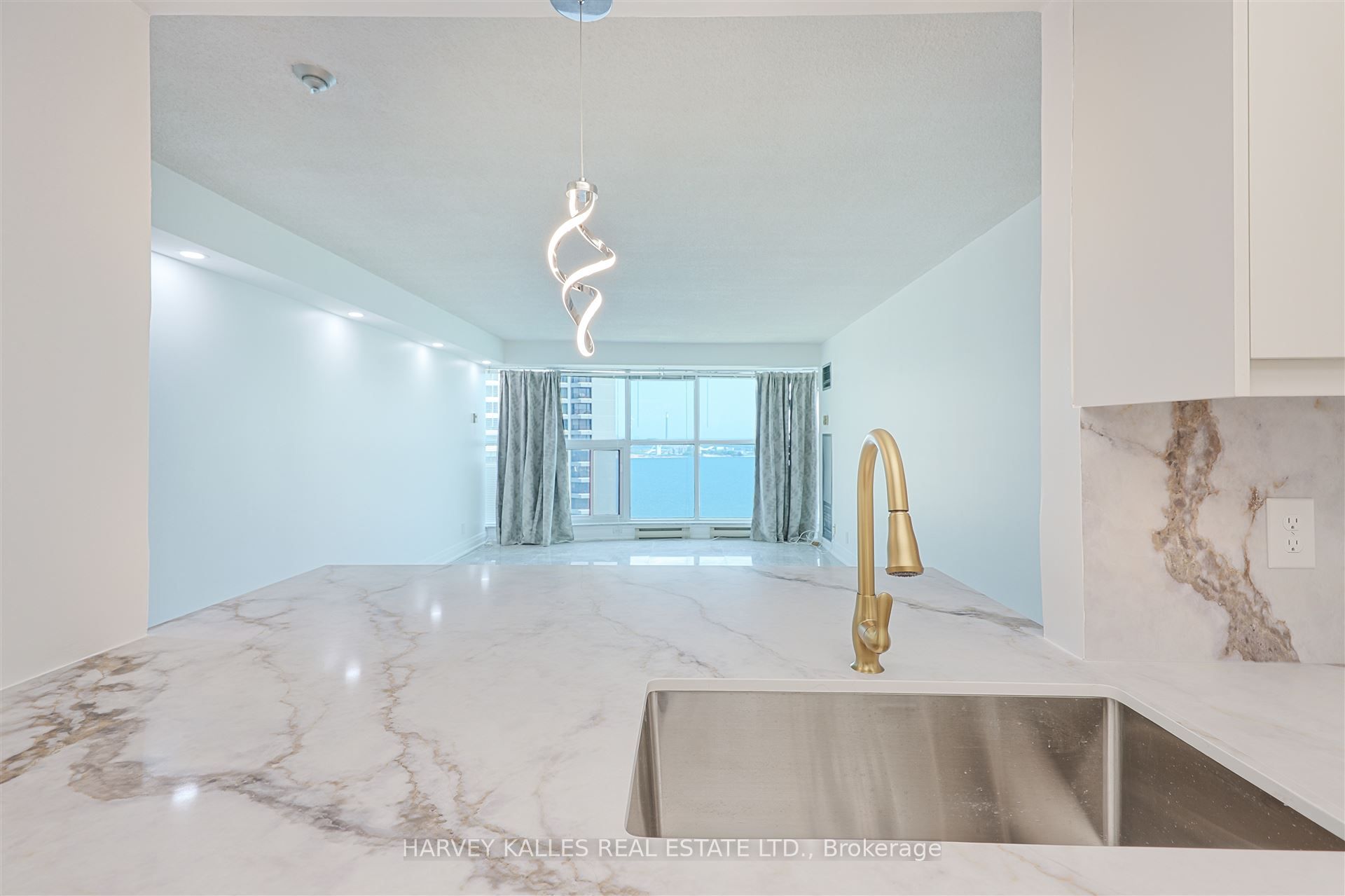 Photo 41 of Unit 2506, 99 Harbour Square, Toronto, Waterfront Communities — HOMEH