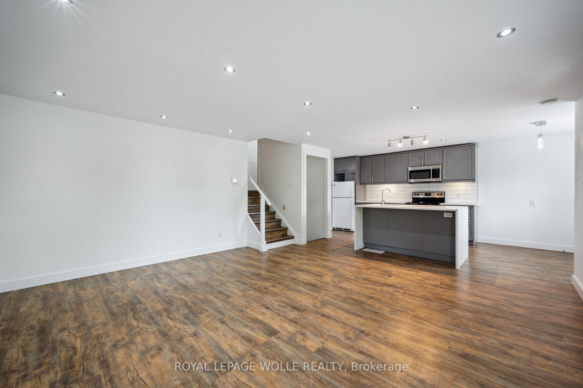 Photo 6 of 53 Karen Walk, Waterloo — HOMEH