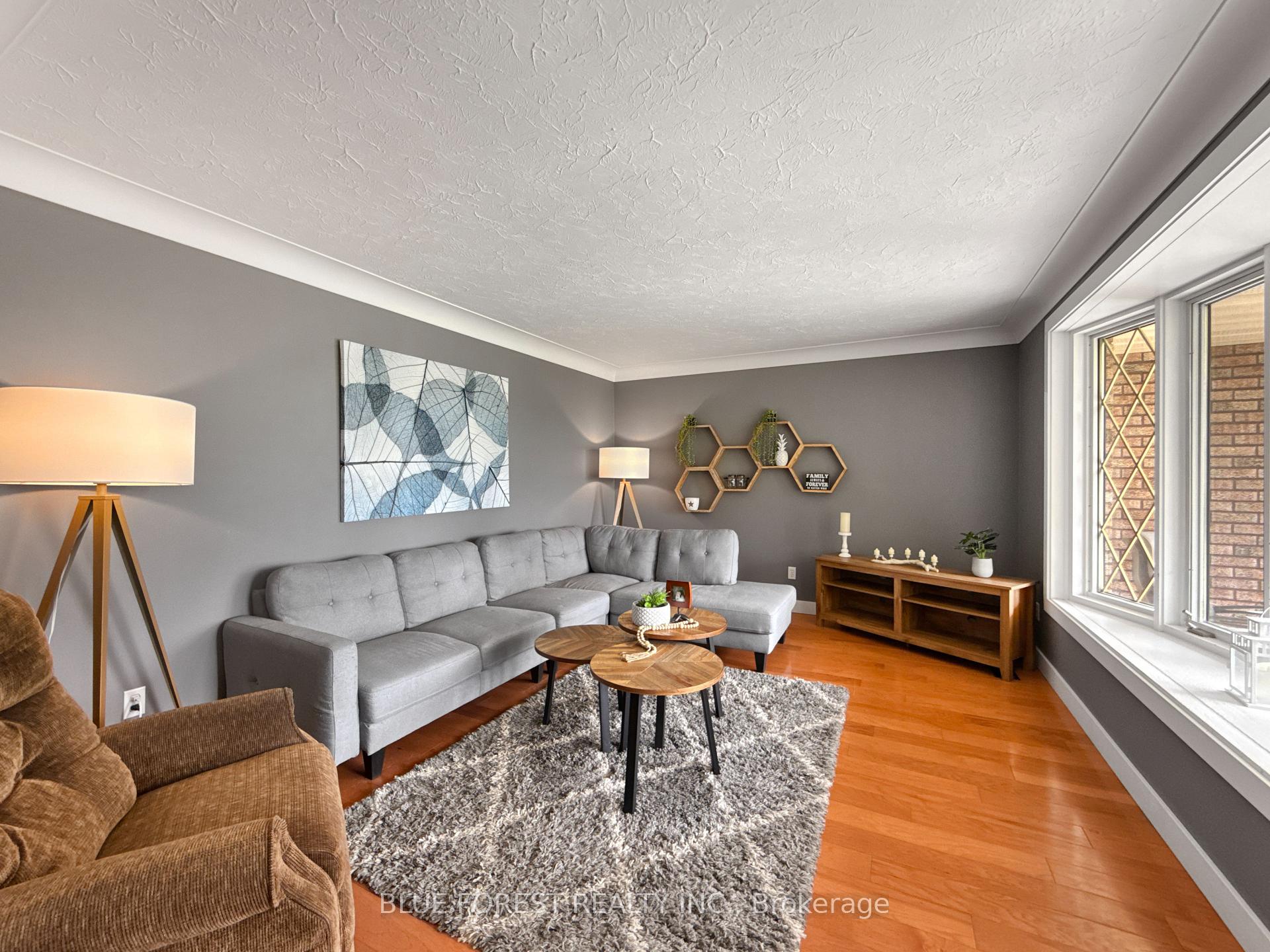 Photo 4 of 22832 Thomson Line, West Elgin, Rural West Elgin — HOMEH