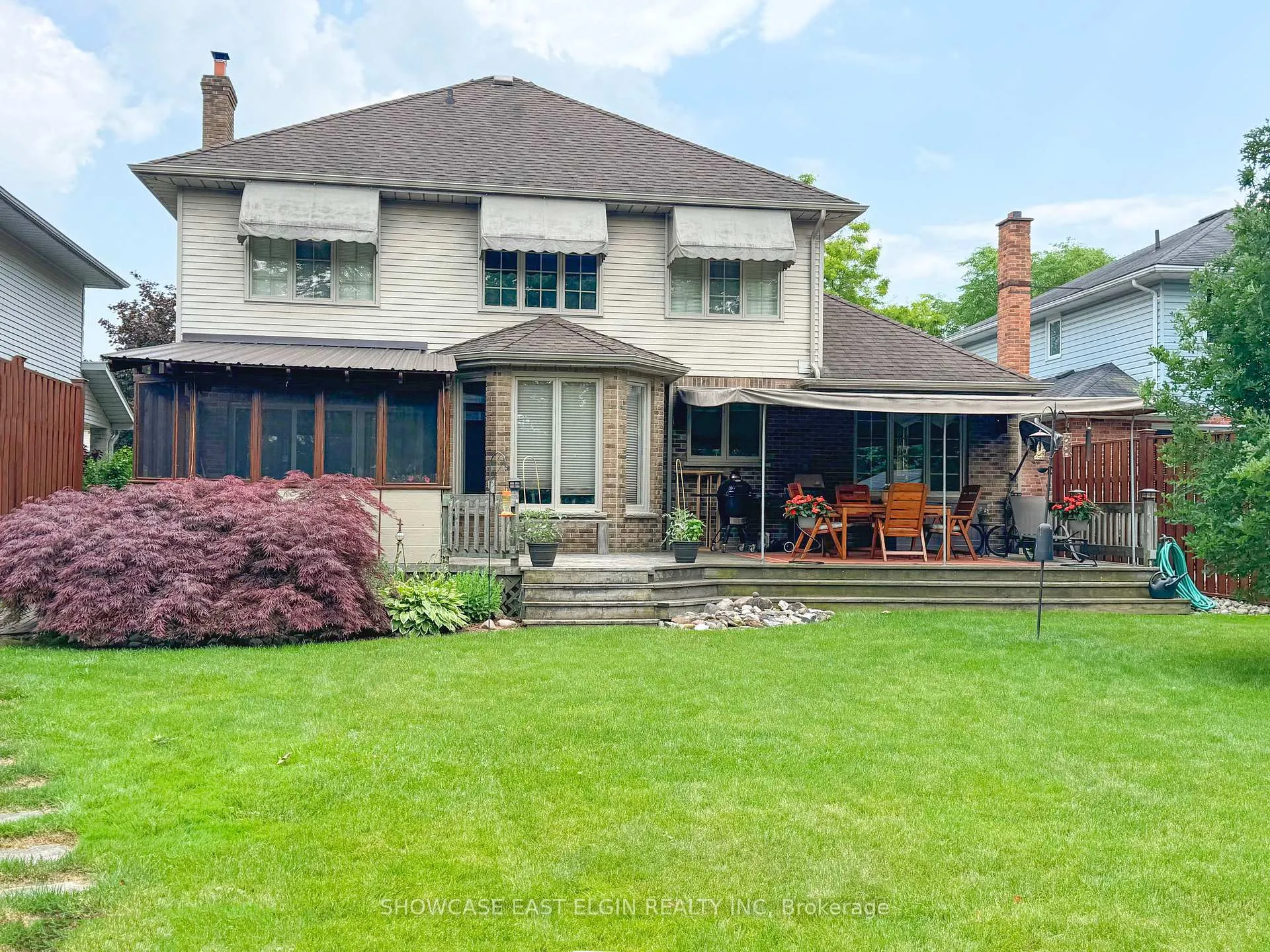 Photo 3 of 28 Sinclair Crescent, Aylmer — HOMEH