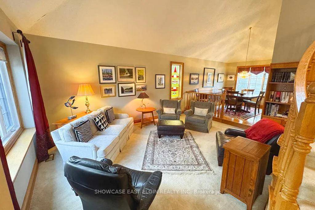 Photo 4 of 28 Sinclair Crescent, Aylmer — HOMEH