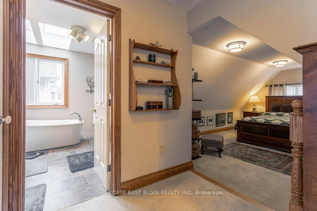 Photo 18 of 28 Sinclair Crescent, Aylmer — HOMEH