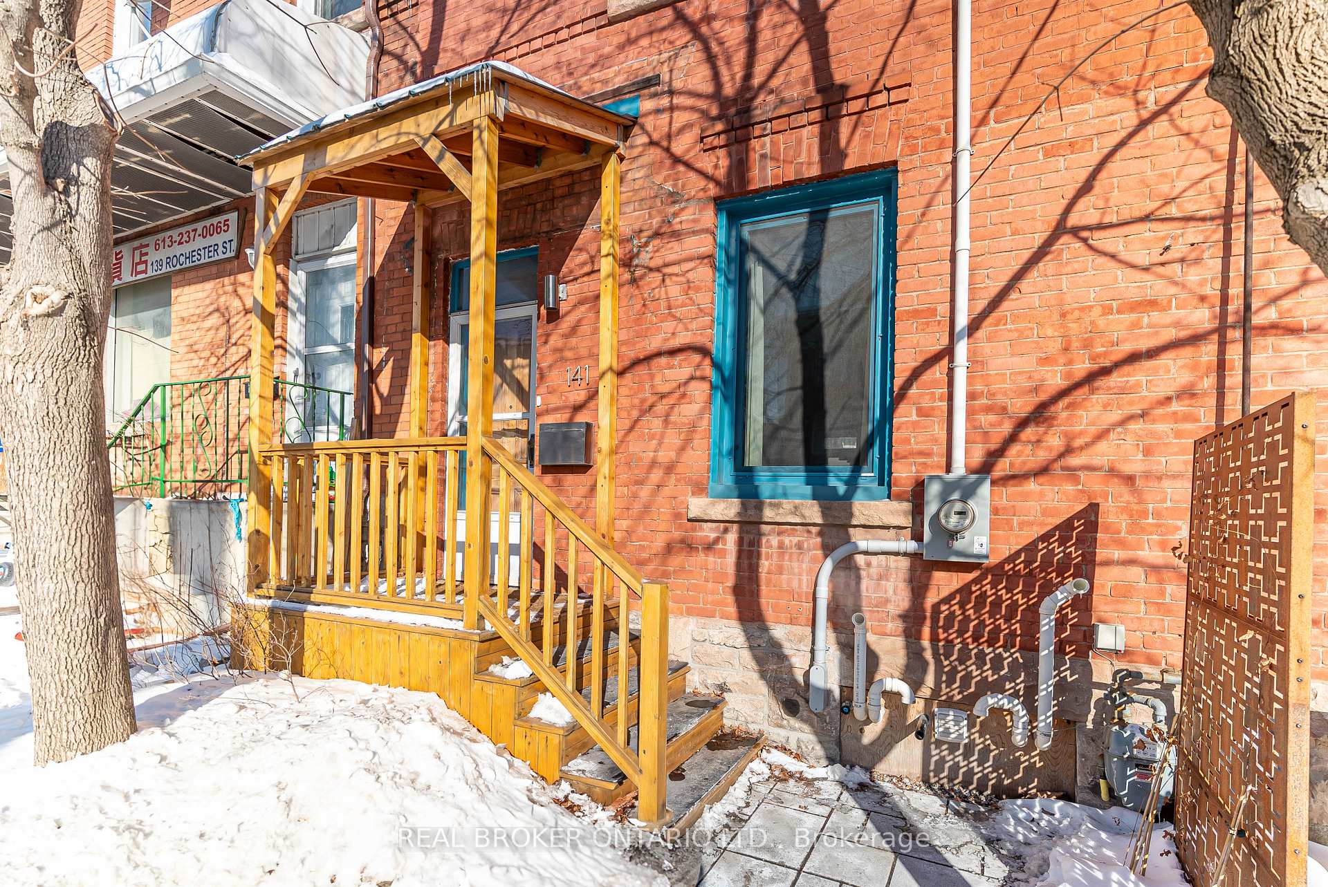 Photo 2 of 141 Rochester Street, Ottawa, West Centre Town — HOMEH