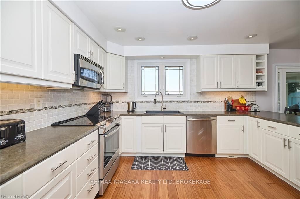 Photo 16 of 43225 Pettit Road, Wainfleet, Marshville/Winger — HOMEH
