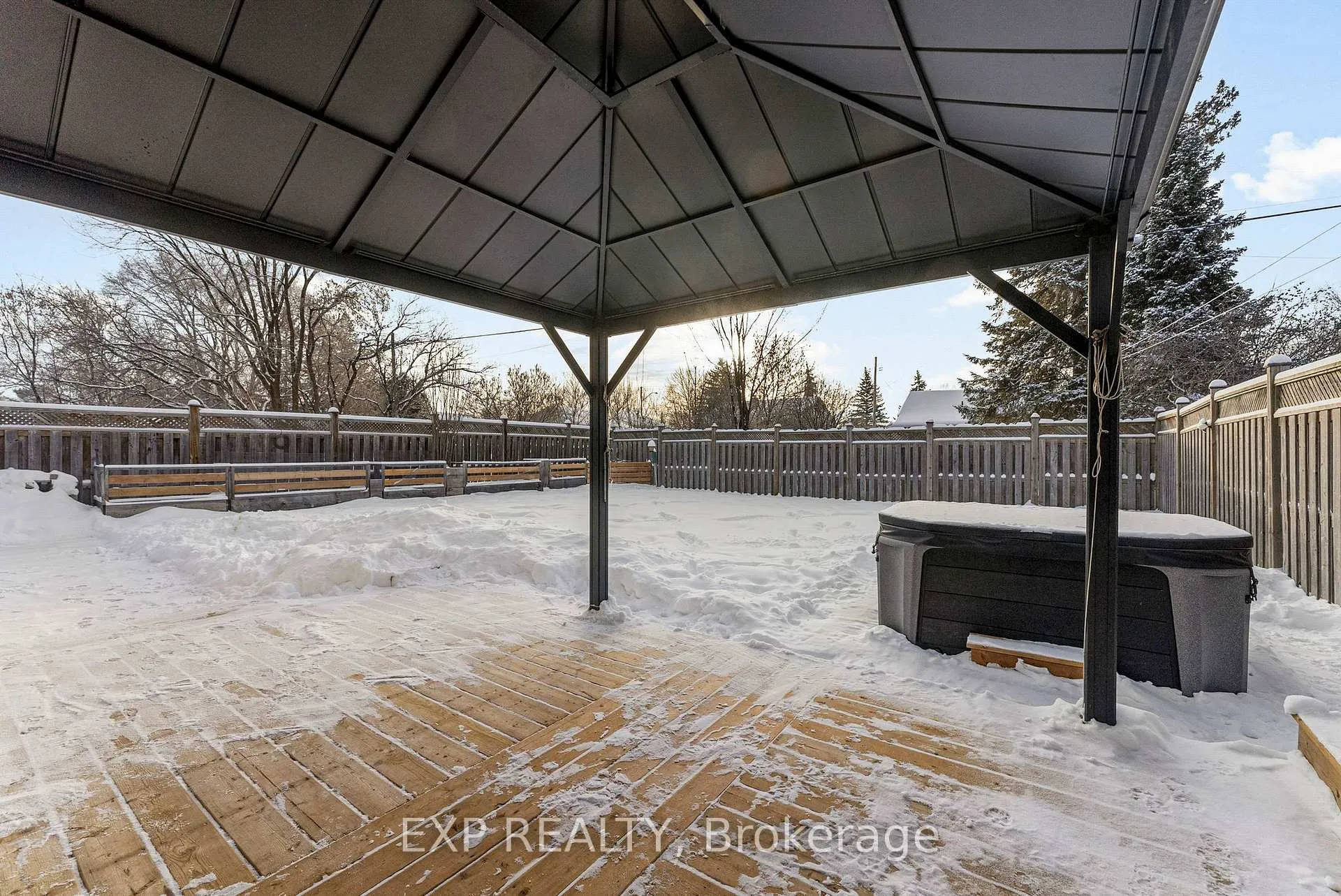 Photo 33 of 395 Lisgar Avenue, Renfrew — HOMEH