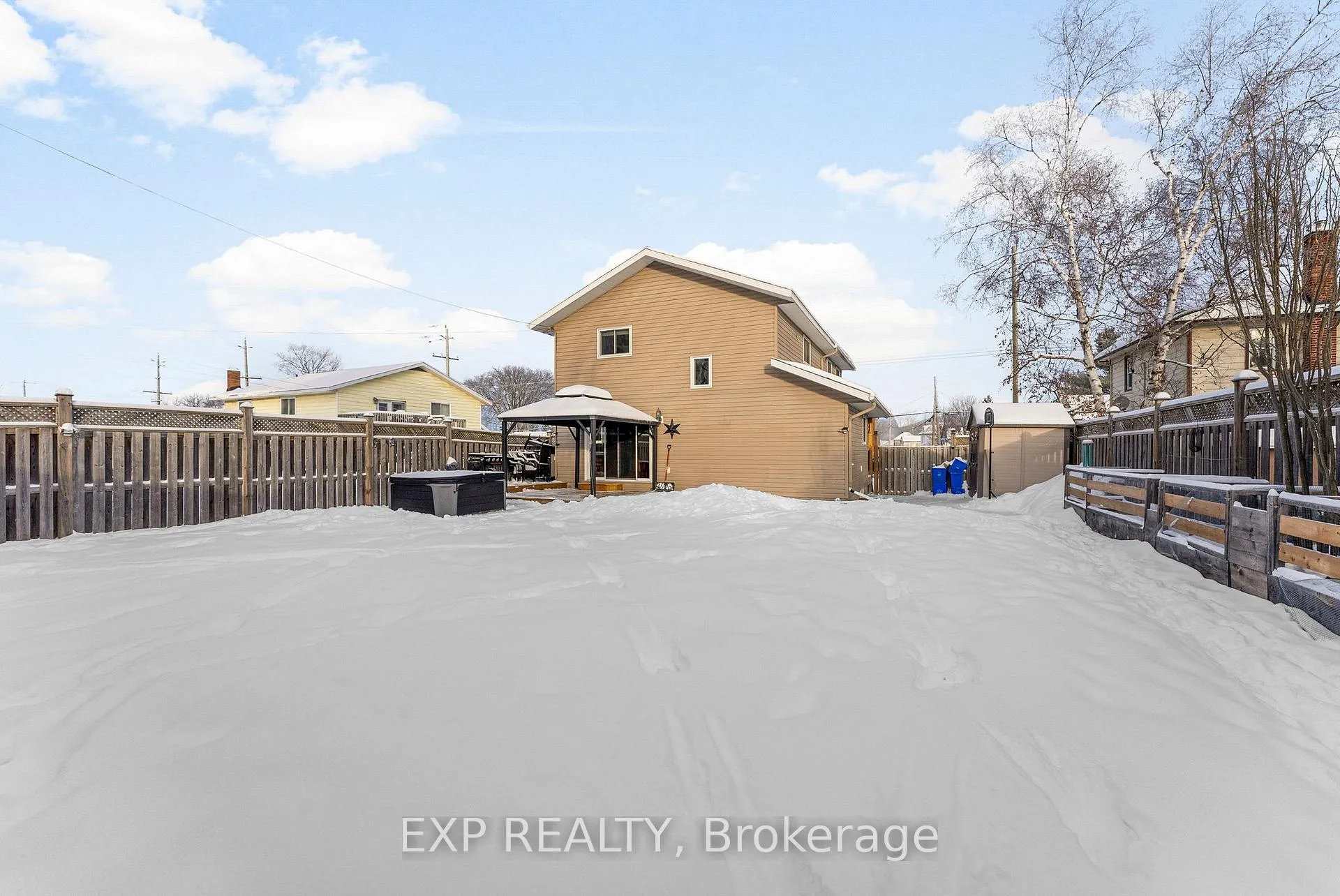 Photo 35 of 395 Lisgar Avenue, Renfrew — HOMEH