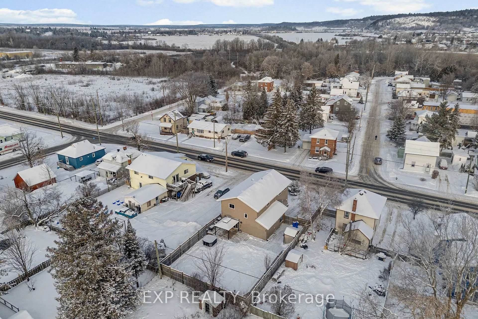 Photo 38 of 395 Lisgar Avenue, Renfrew — HOMEH