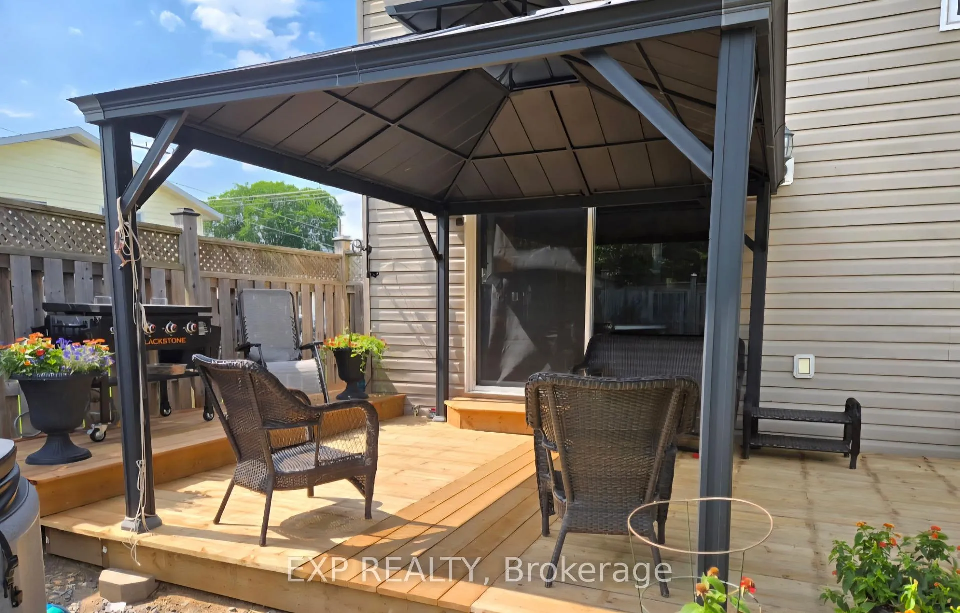 Photo 41 of 395 Lisgar Avenue, Renfrew — HOMEH