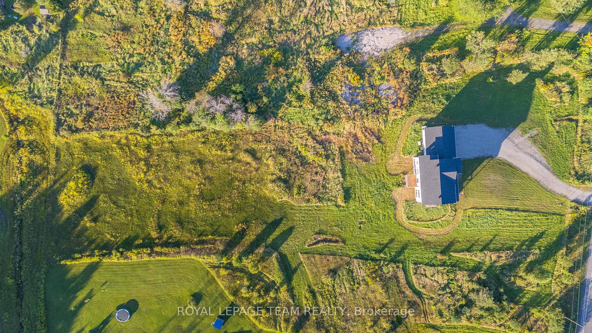 Photo 4 of 1124 Perth Road, Beckwith, Beckwith Twp — HOMEH