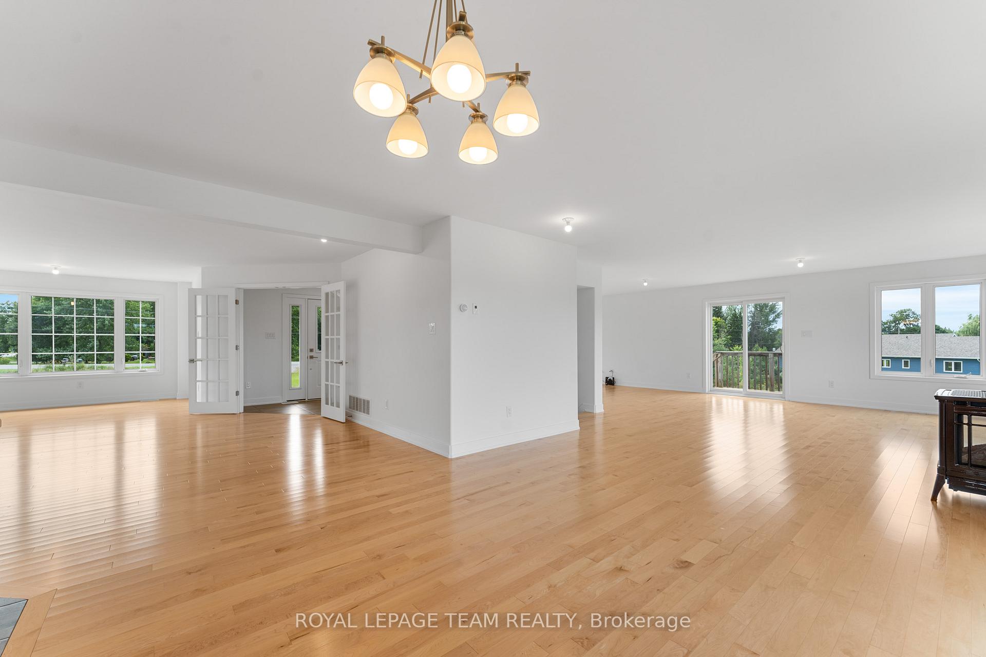 Photo 12 of 1124 Perth Road, Beckwith, Beckwith Twp — HOMEH