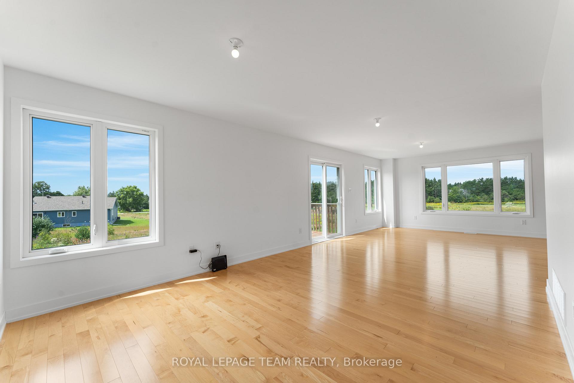 Photo 18 of 1124 Perth Road, Beckwith, Beckwith Twp — HOMEH