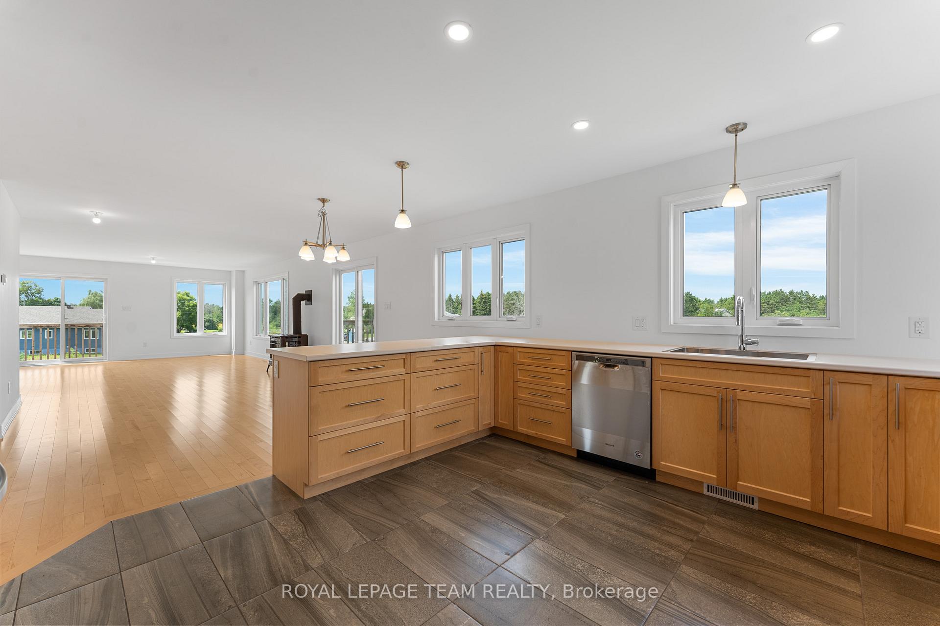 Photo 20 of 1124 Perth Road, Beckwith, Beckwith Twp — HOMEH