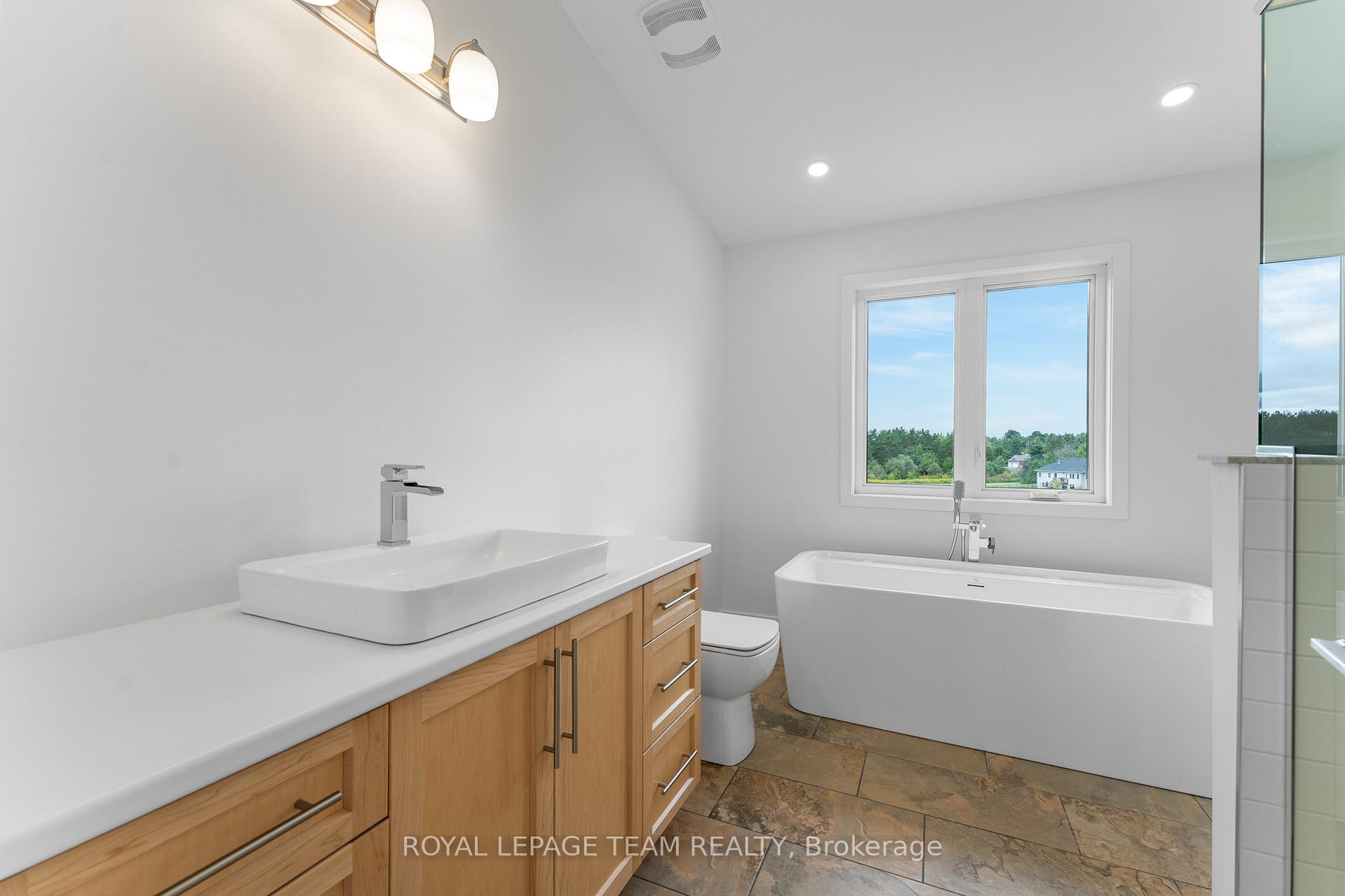Photo 28 of 1124 Perth Road, Beckwith, Beckwith Twp — HOMEH