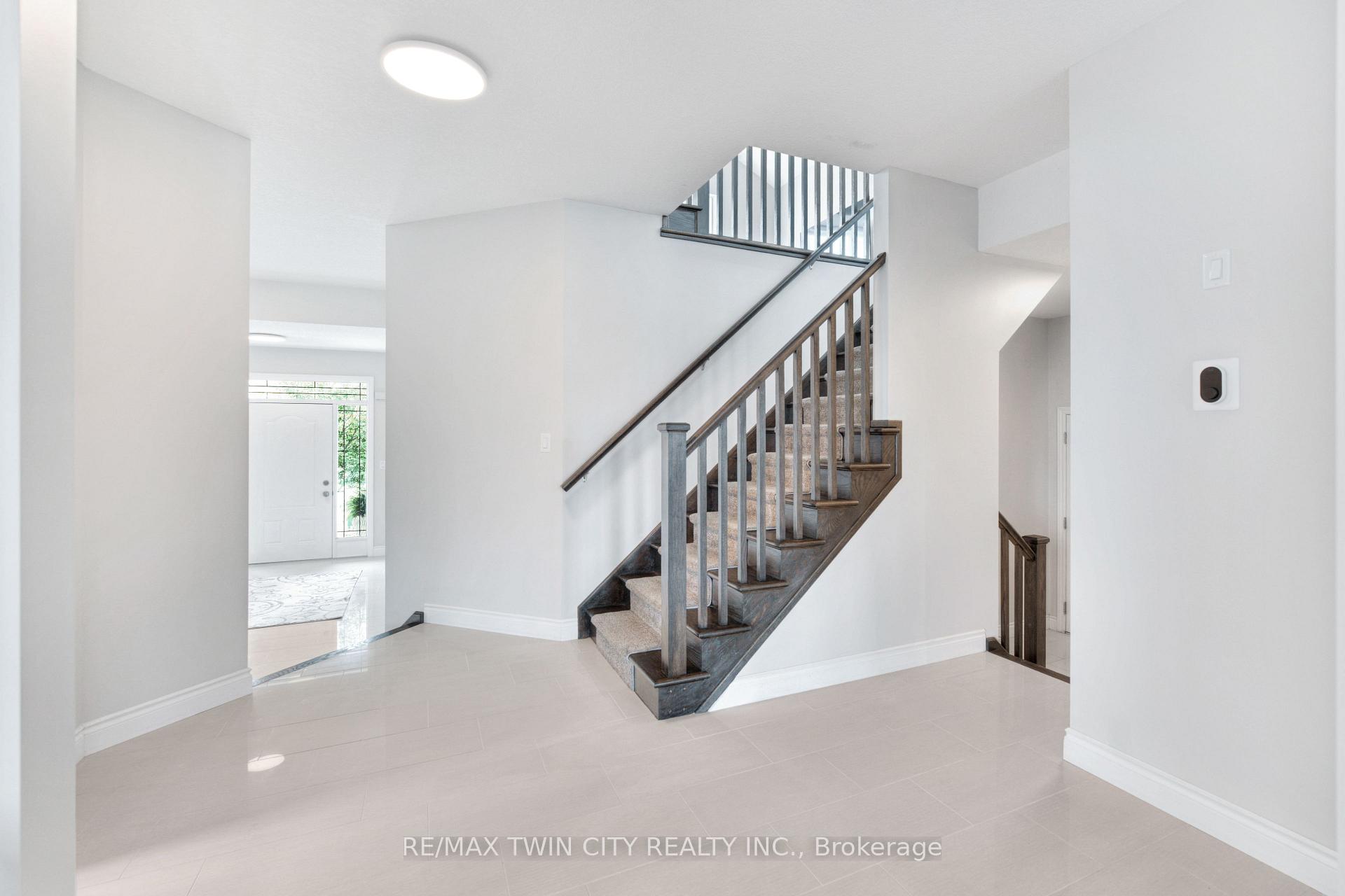 Photo 7 of 455 Twinleaf Street, Waterloo — HOMEH