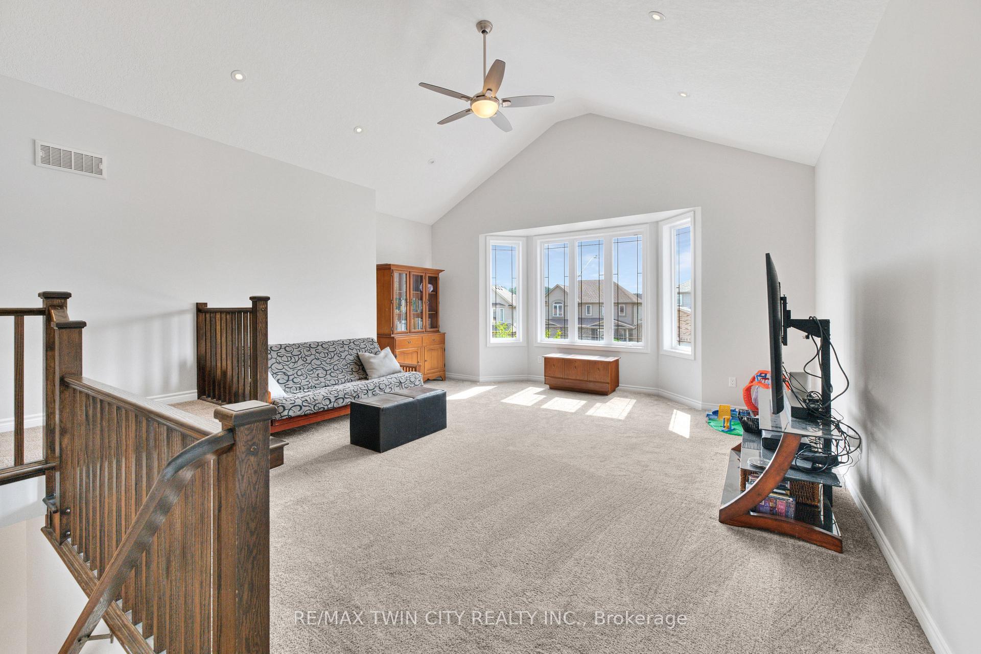 Photo 20 of 455 Twinleaf Street, Waterloo — HOMEH