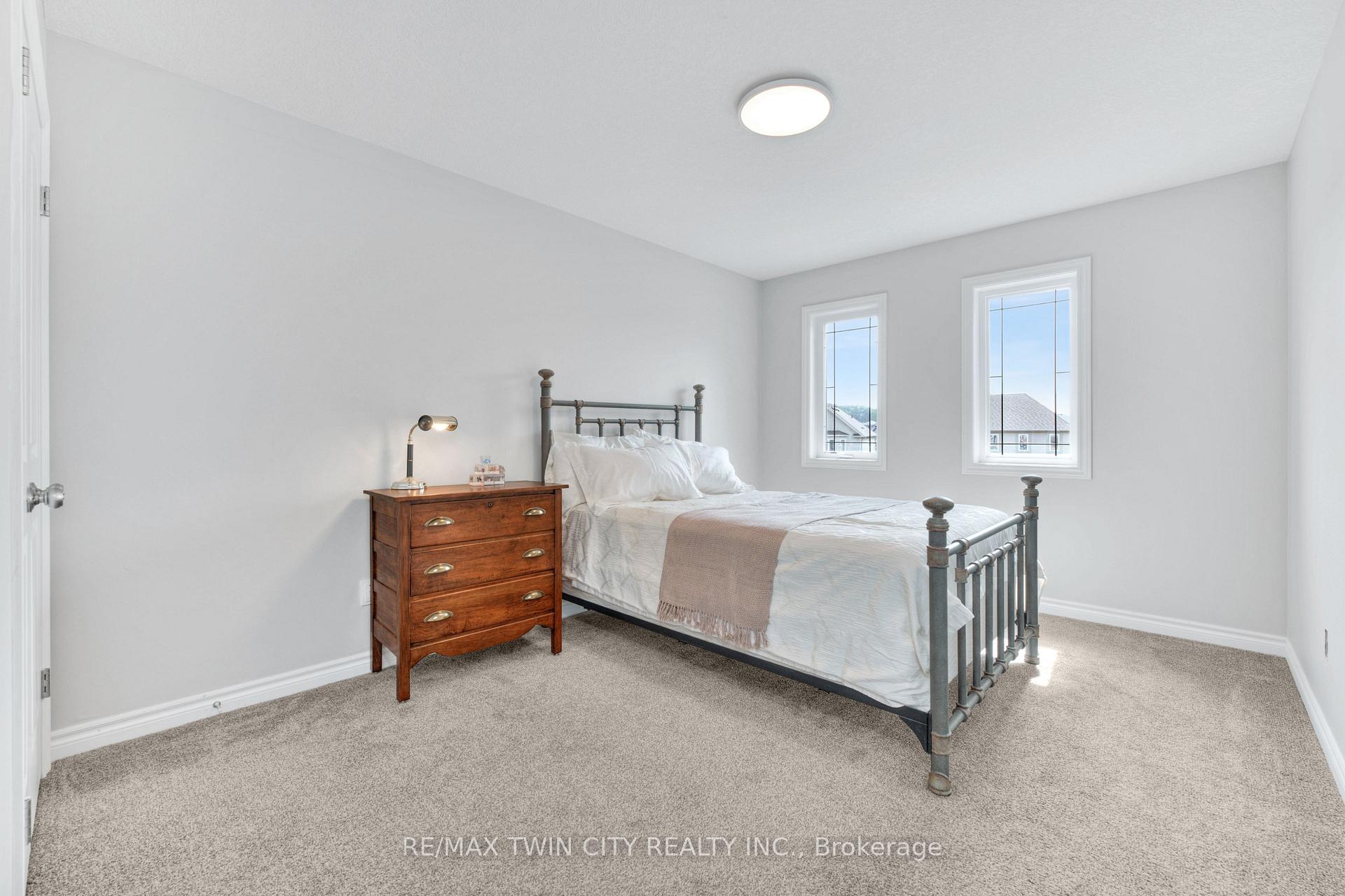 Photo 26 of 455 Twinleaf Street, Waterloo — HOMEH