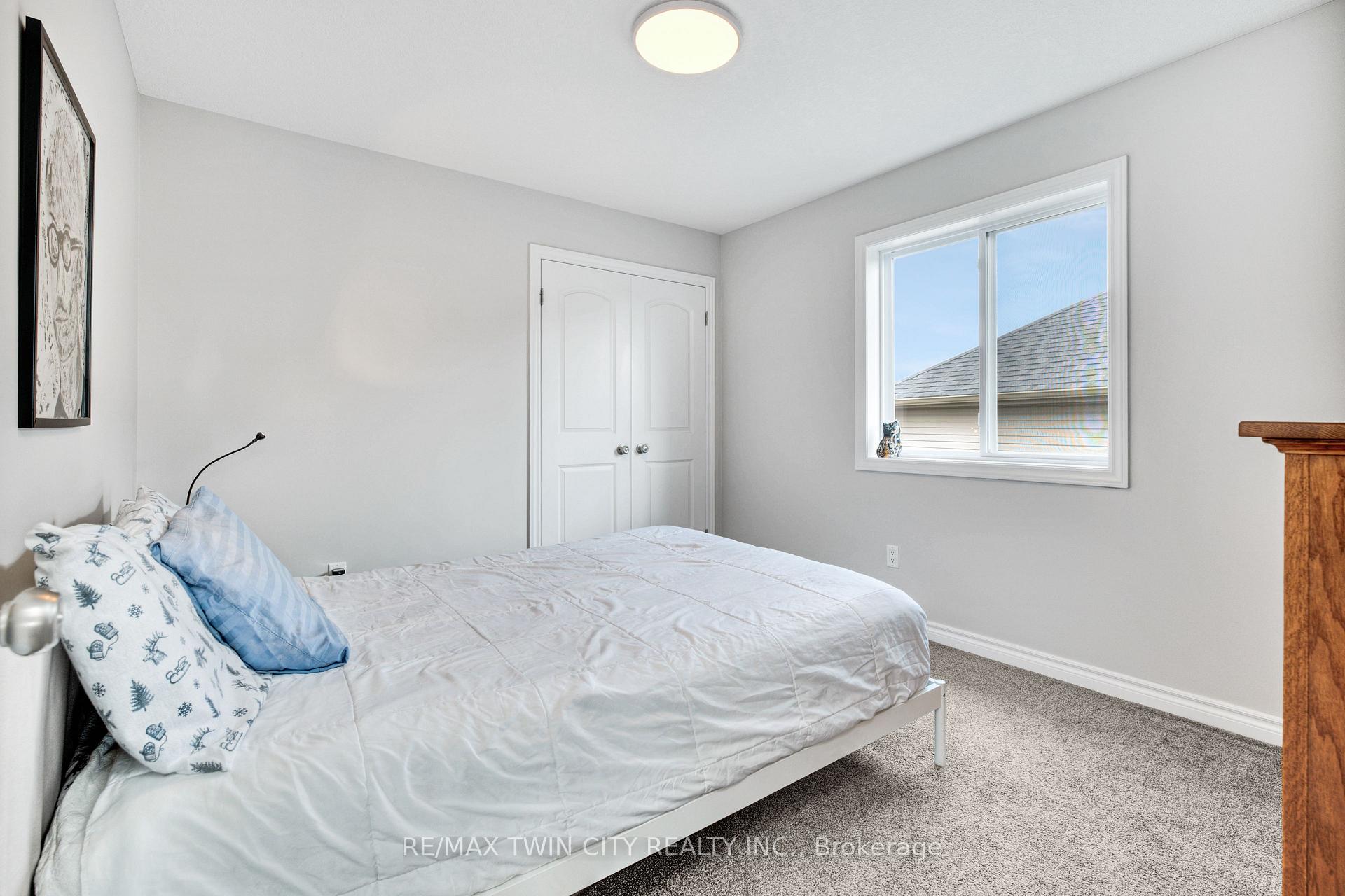Photo 27 of 455 Twinleaf Street, Waterloo — HOMEH