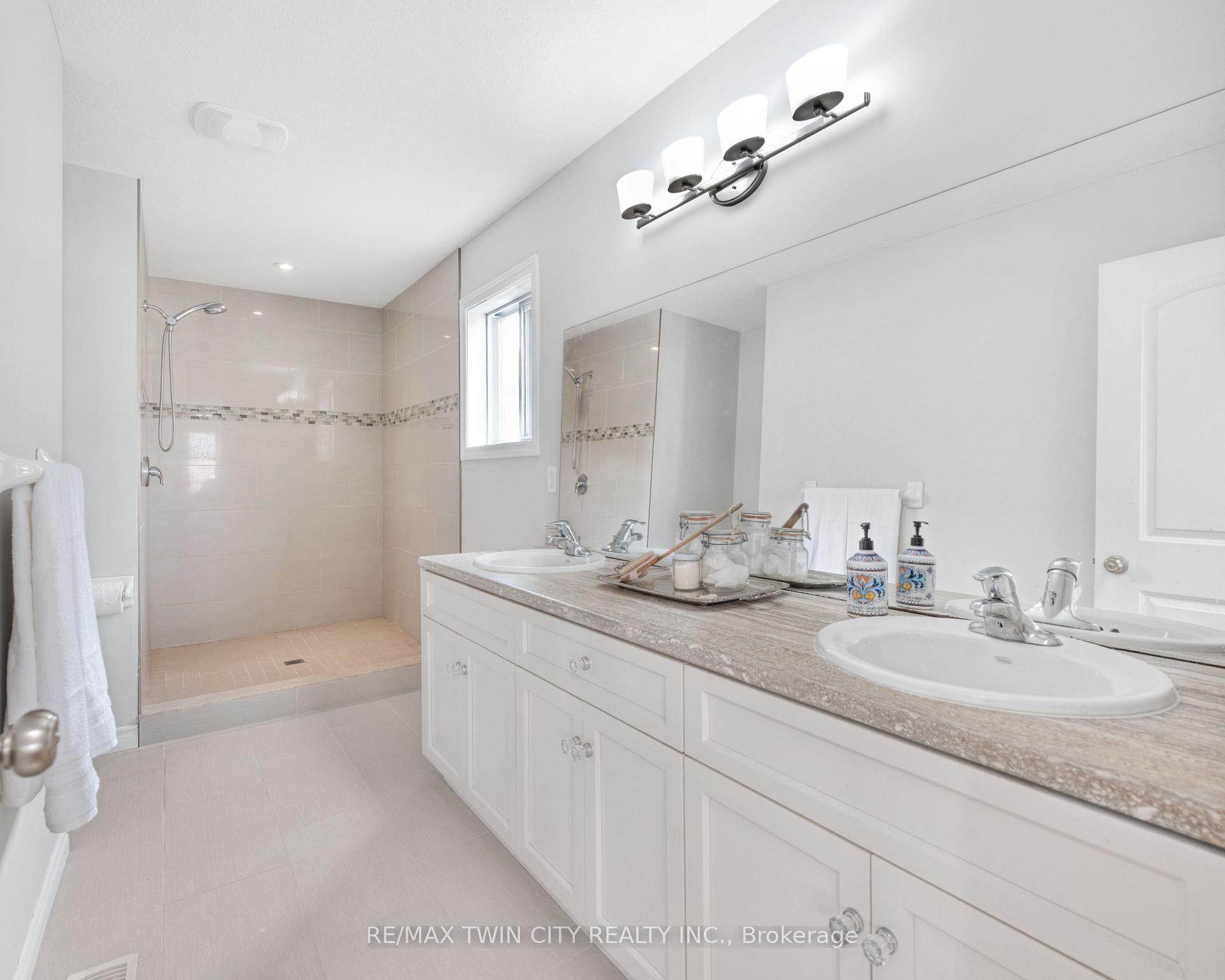 Photo 34 of 455 Twinleaf Street, Waterloo — HOMEH